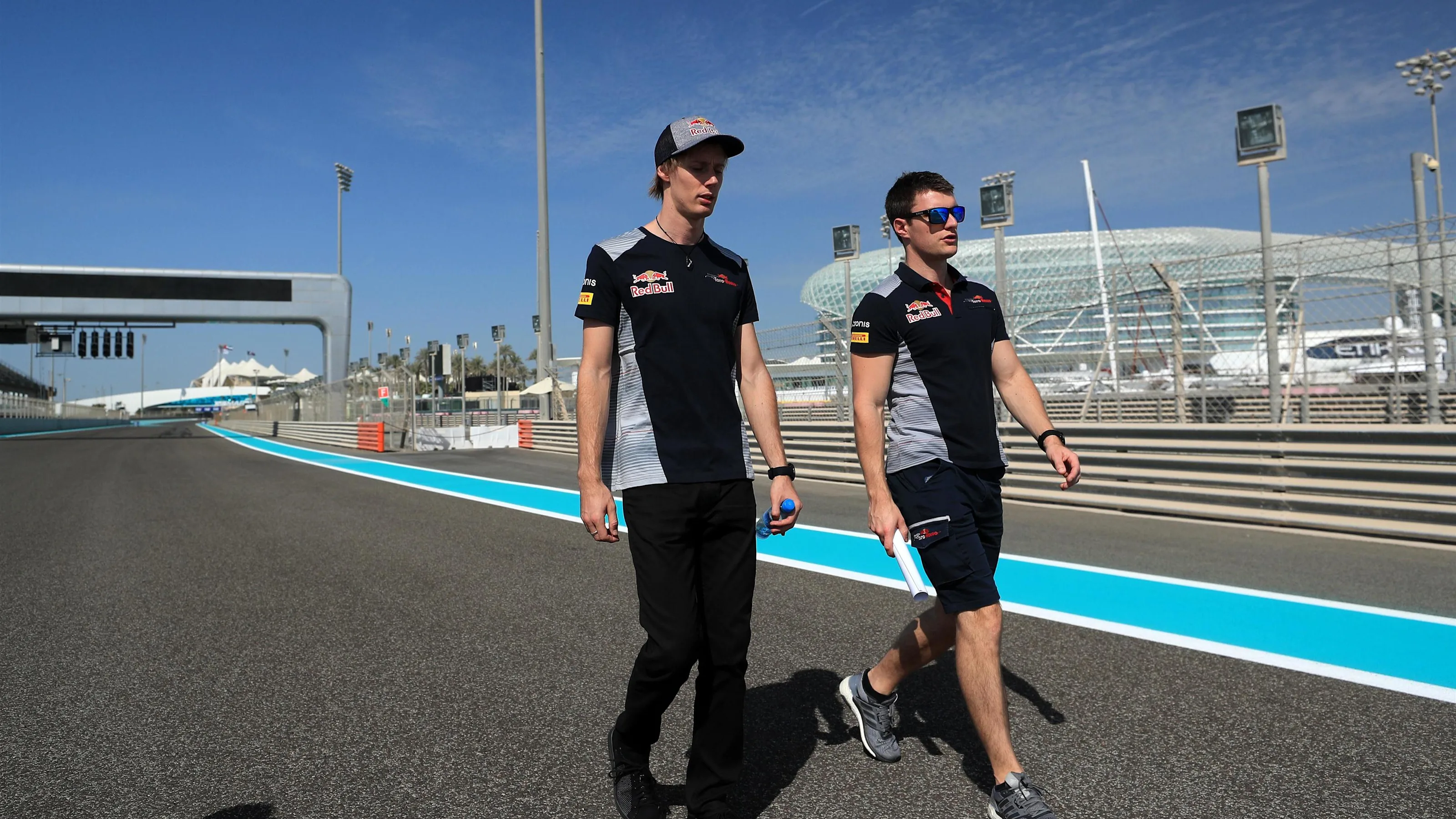 Brendon Hartley (NZL) Scuderia Toro Rosso walks the track at Formula One World Championship, Rd20,