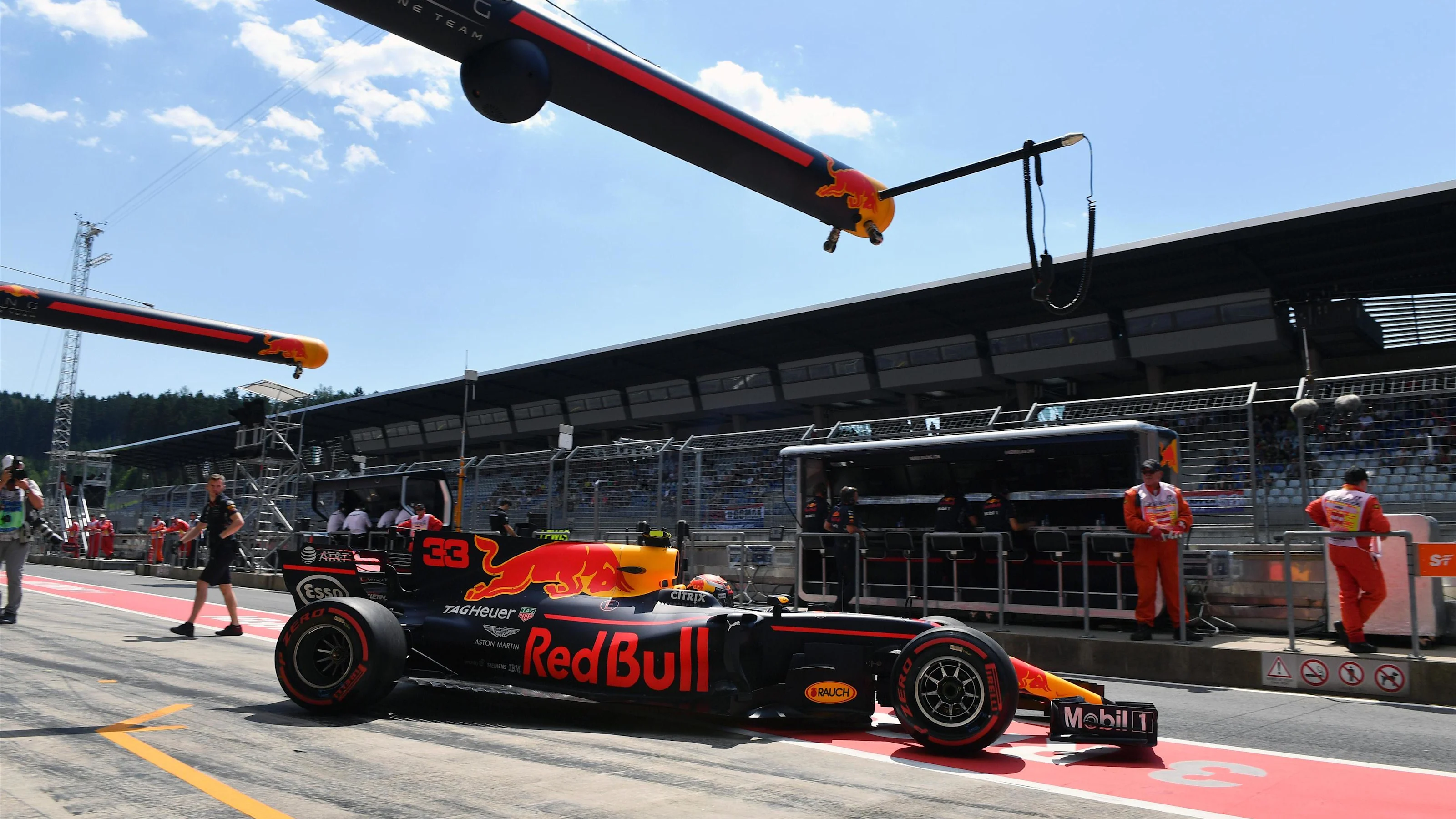 Max Verstappen (NED) Red Bull Racing RB13 at Formula One World Championship, Rd9, Austrian Grand