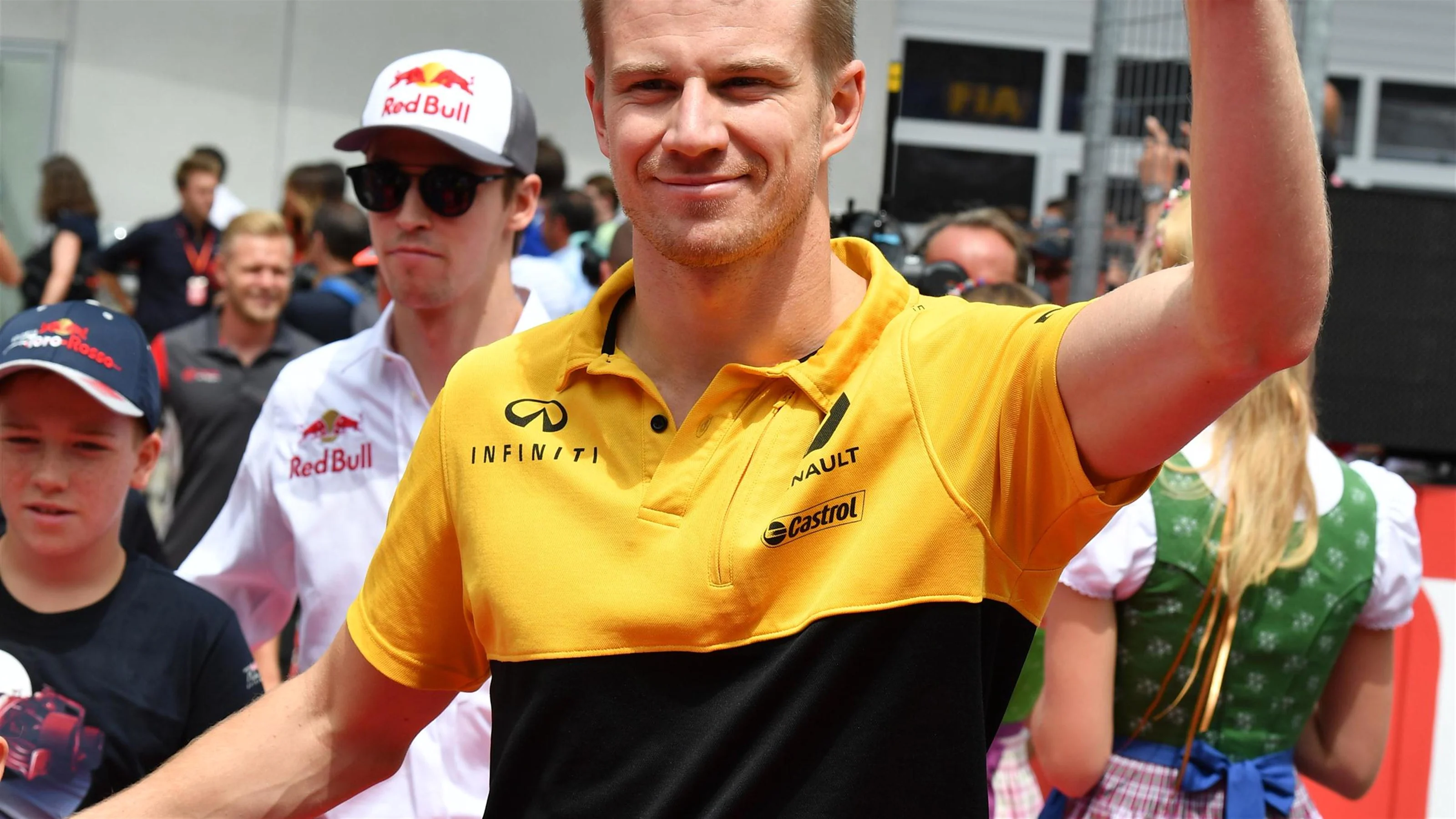 Nico Hulkenberg (GER) Renault Sport F1 Team on the drivers parade at Formula One World
