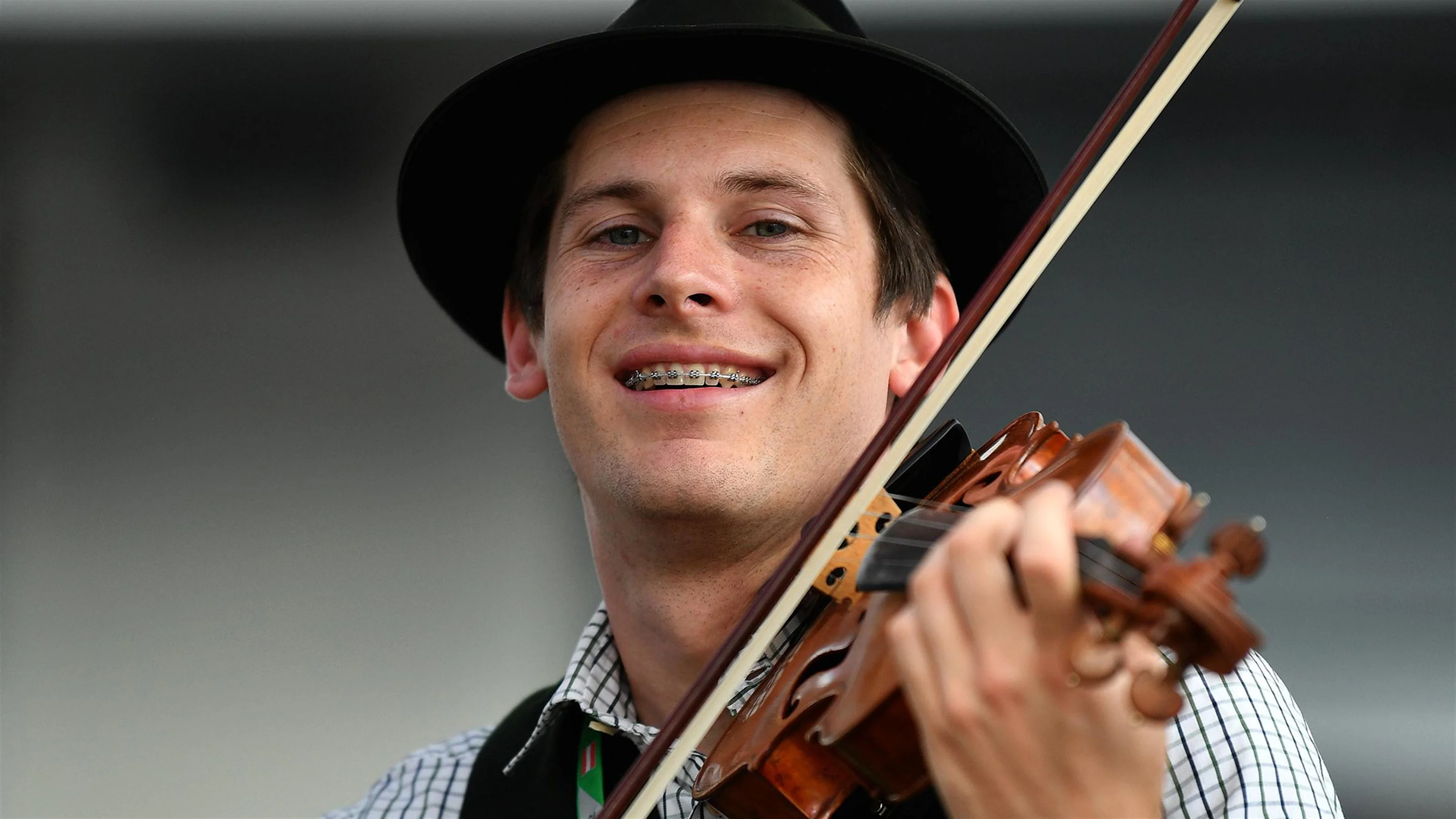 Violinist at Formula One World Championship, Rd9, Austrian Grand Prix, Preparations, Spielberg,