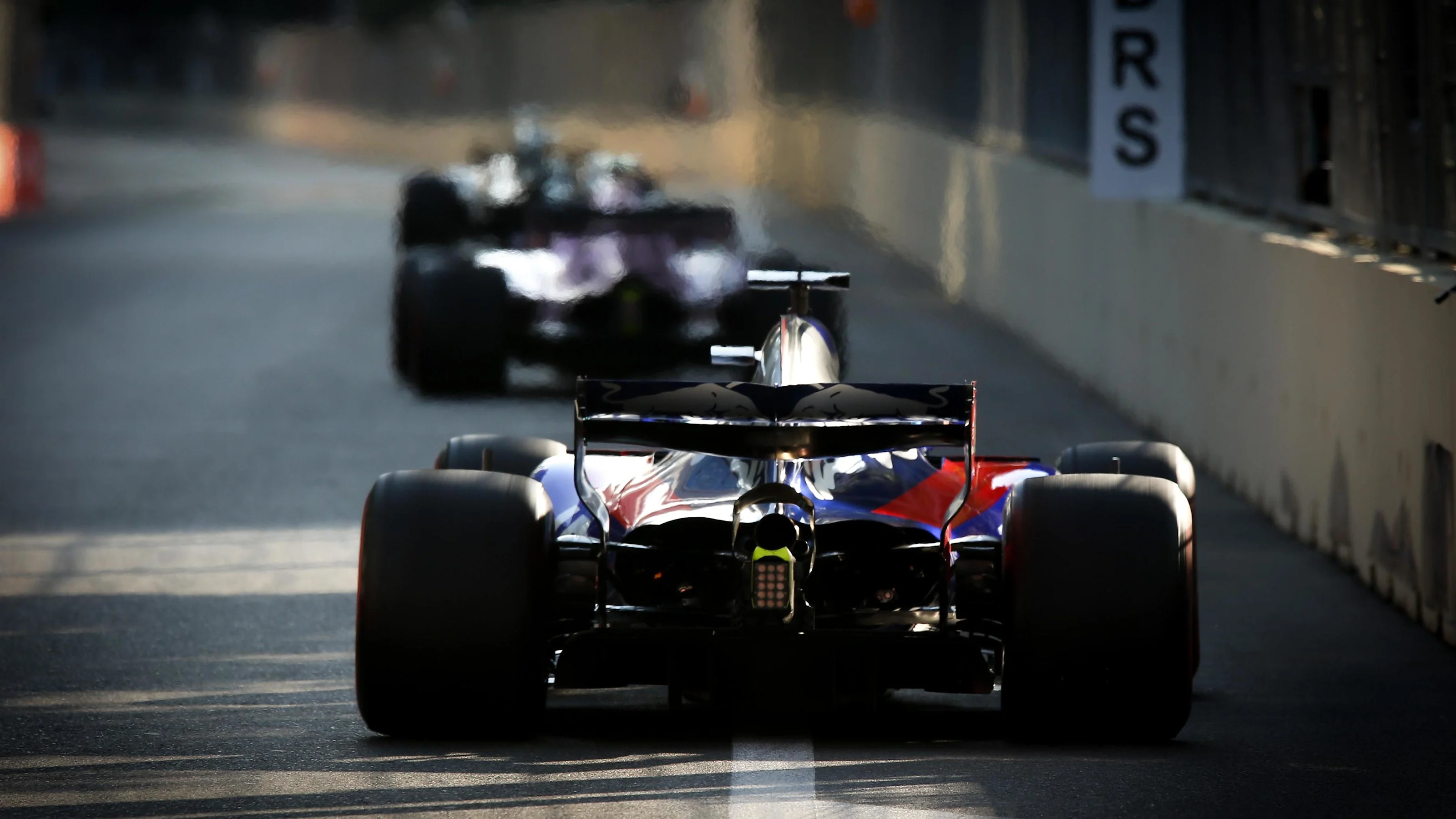 Daniil Kvyat (RUS) Scuderia Toro Rosso STR12 at Formula One World Championship, Rd8, Azerbaijan