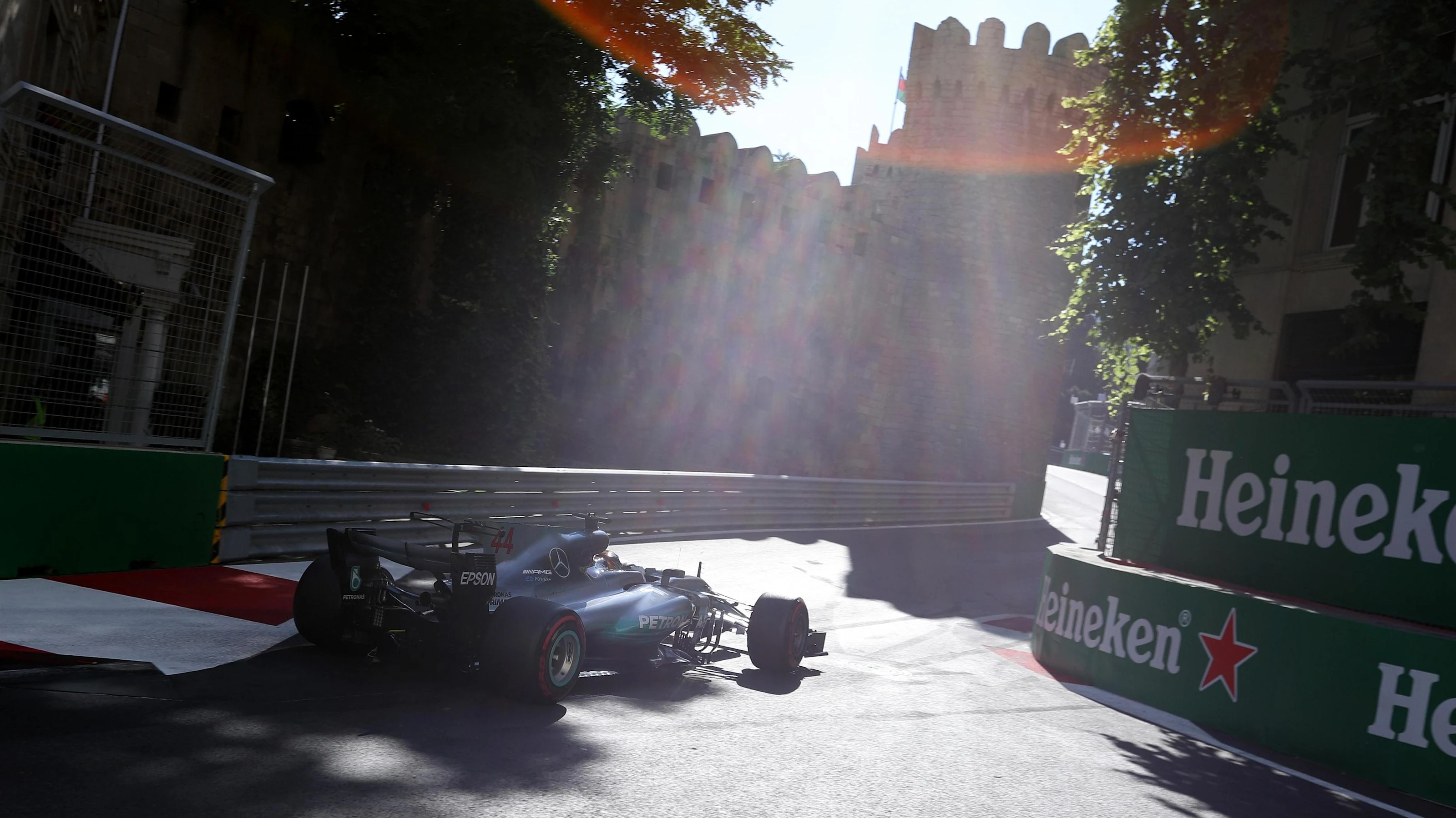 Lewis Hamilton (GBR) Mercedes-Benz F1 W08 Hybrid at Formula One World Championship, Rd8, Azerbaijan