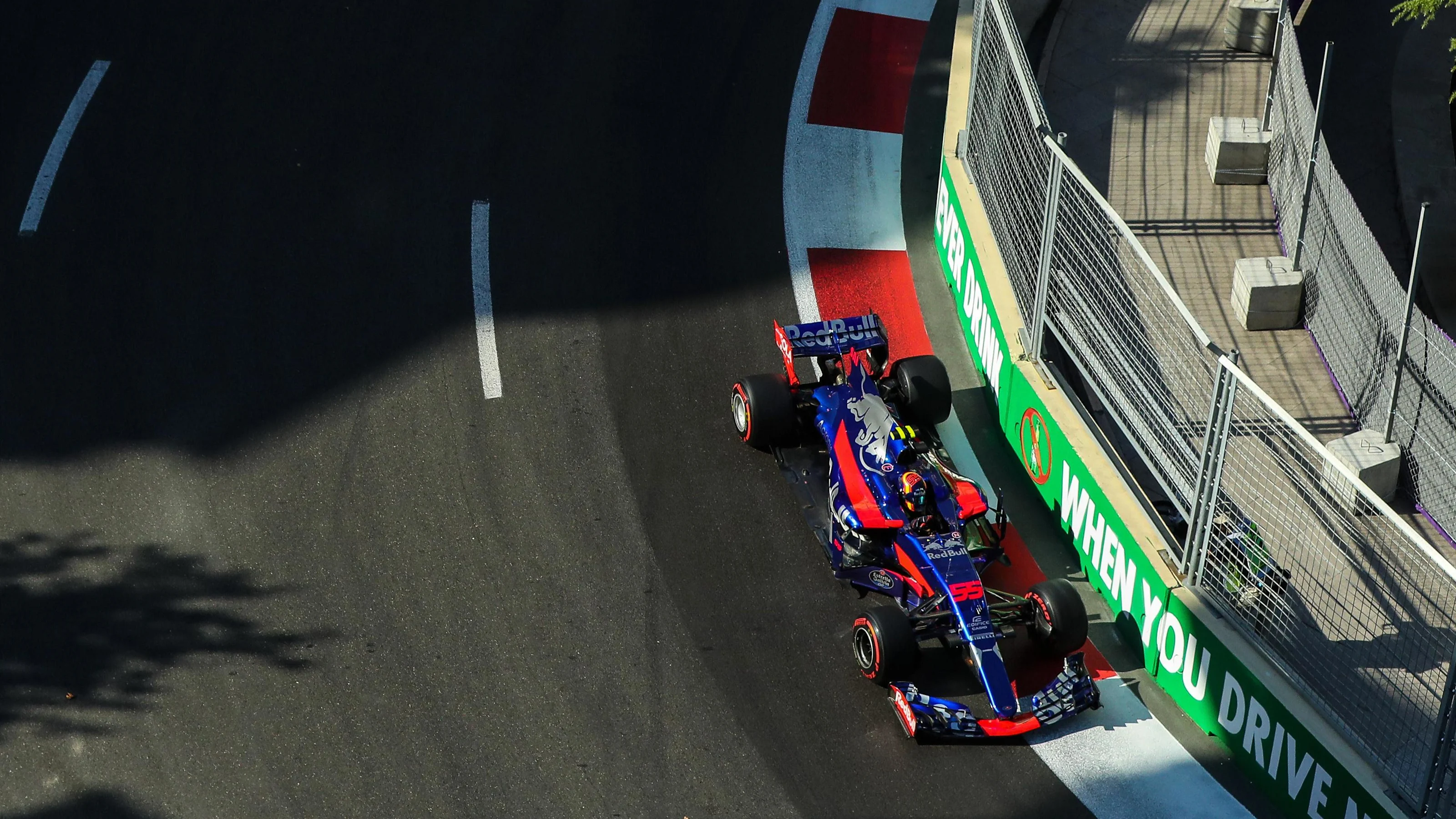 Carlos Sainz jr (ESP) Scuderia Toro Rosso STR12 at Formula One World Championship, Rd8, Azerbaijan