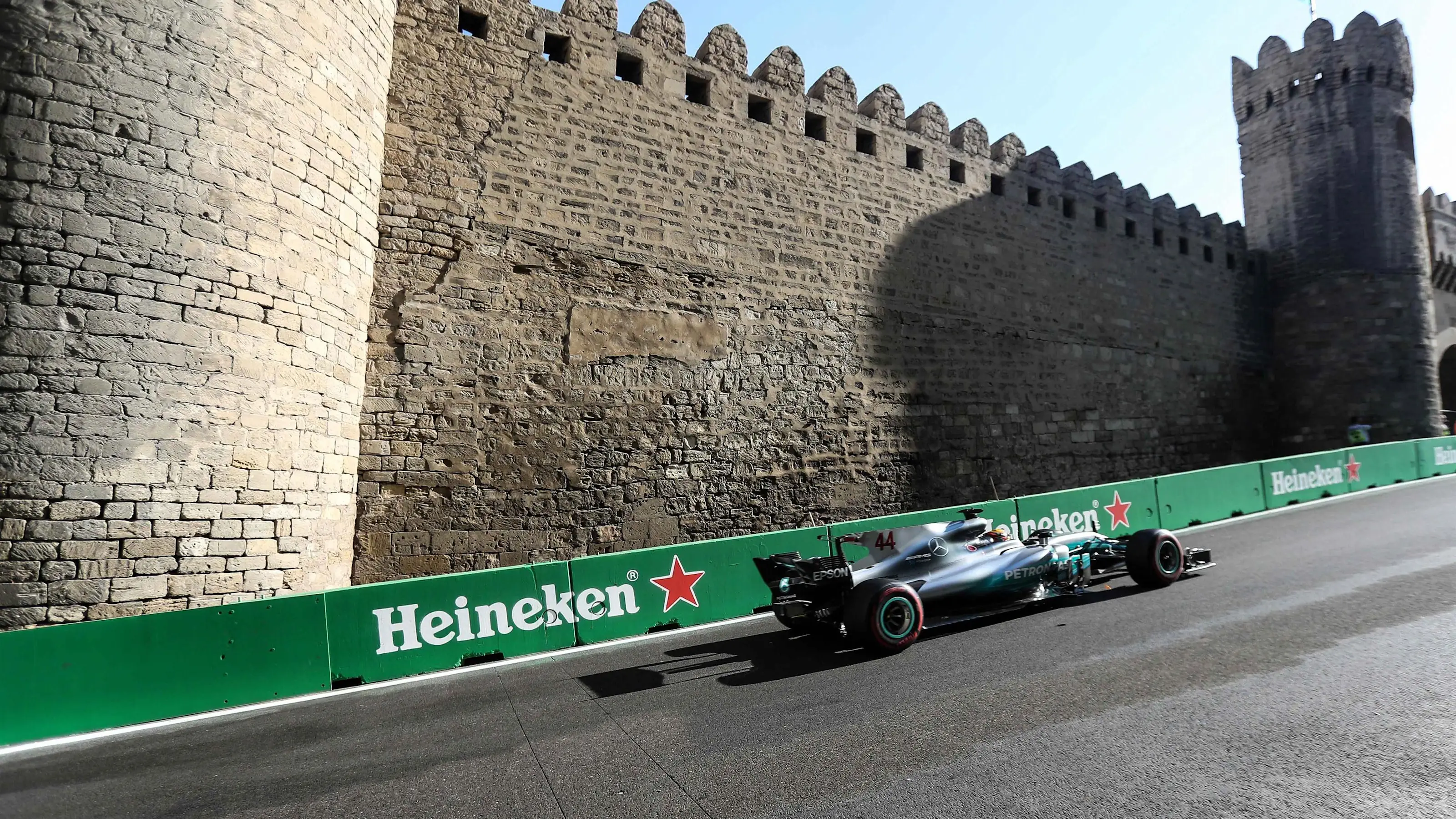 Lewis Hamilton (GBR) Mercedes-Benz F1 W08 Hybrid at Formula One World Championship, Rd8, Azerbaijan
