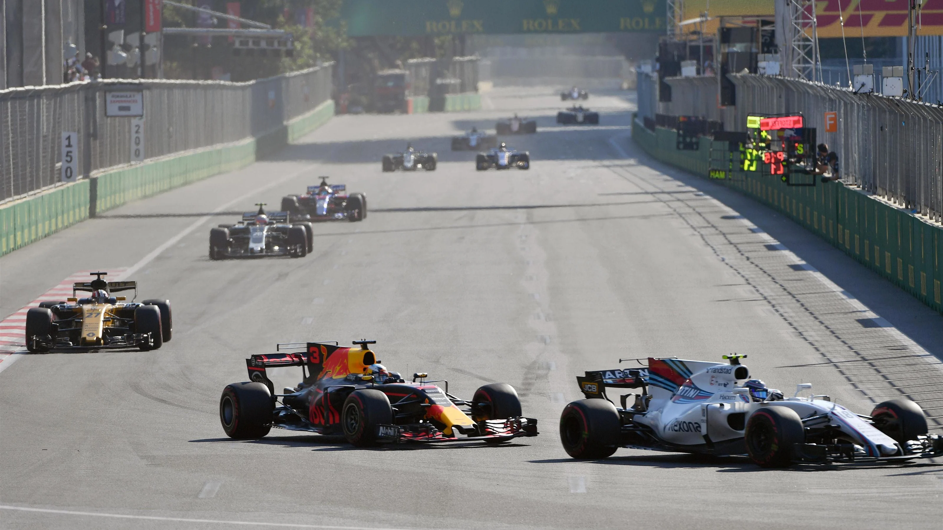 Lance Stroll (CDN) Williams FW40 Daniel Ricciardo (AUS) Red Bull Racing RB13 at Formula One World