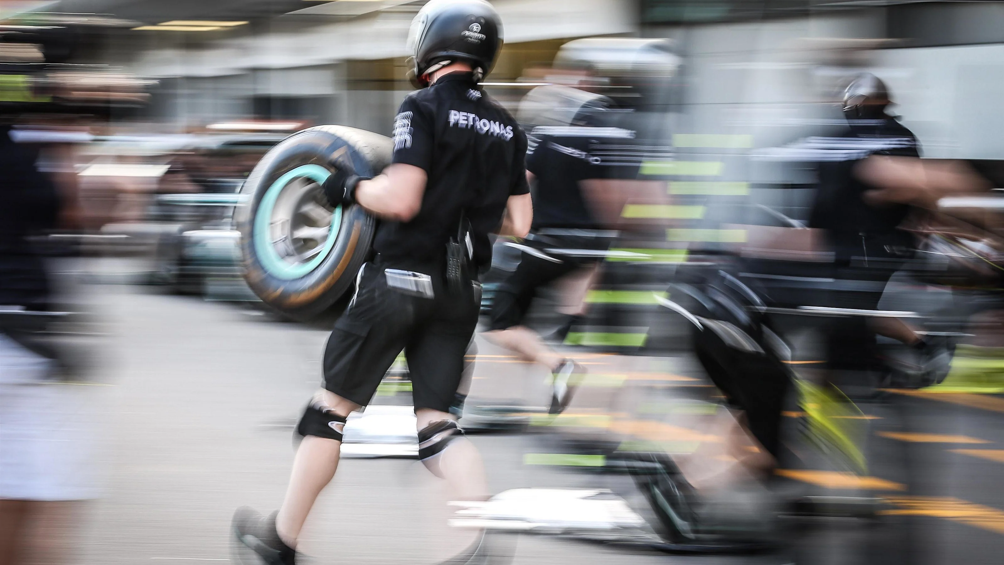 Mercedes AMG F1 mechanics make a practice pitstop at Formula One World Championship, Rd8,
