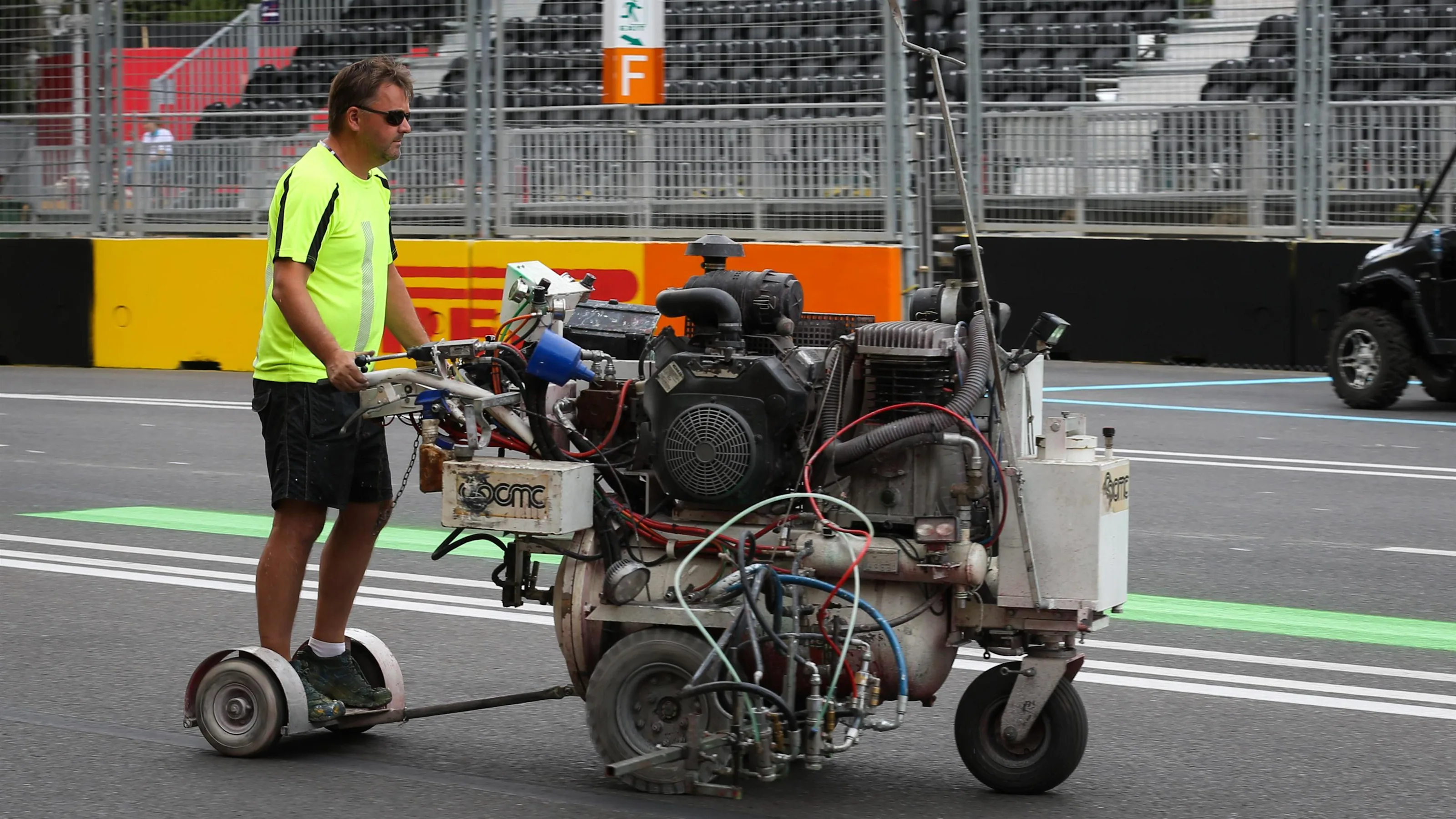 Track workers at Formula One World Championship, Rd8, Azerbaijan Grand Prix, Preparations, Baku