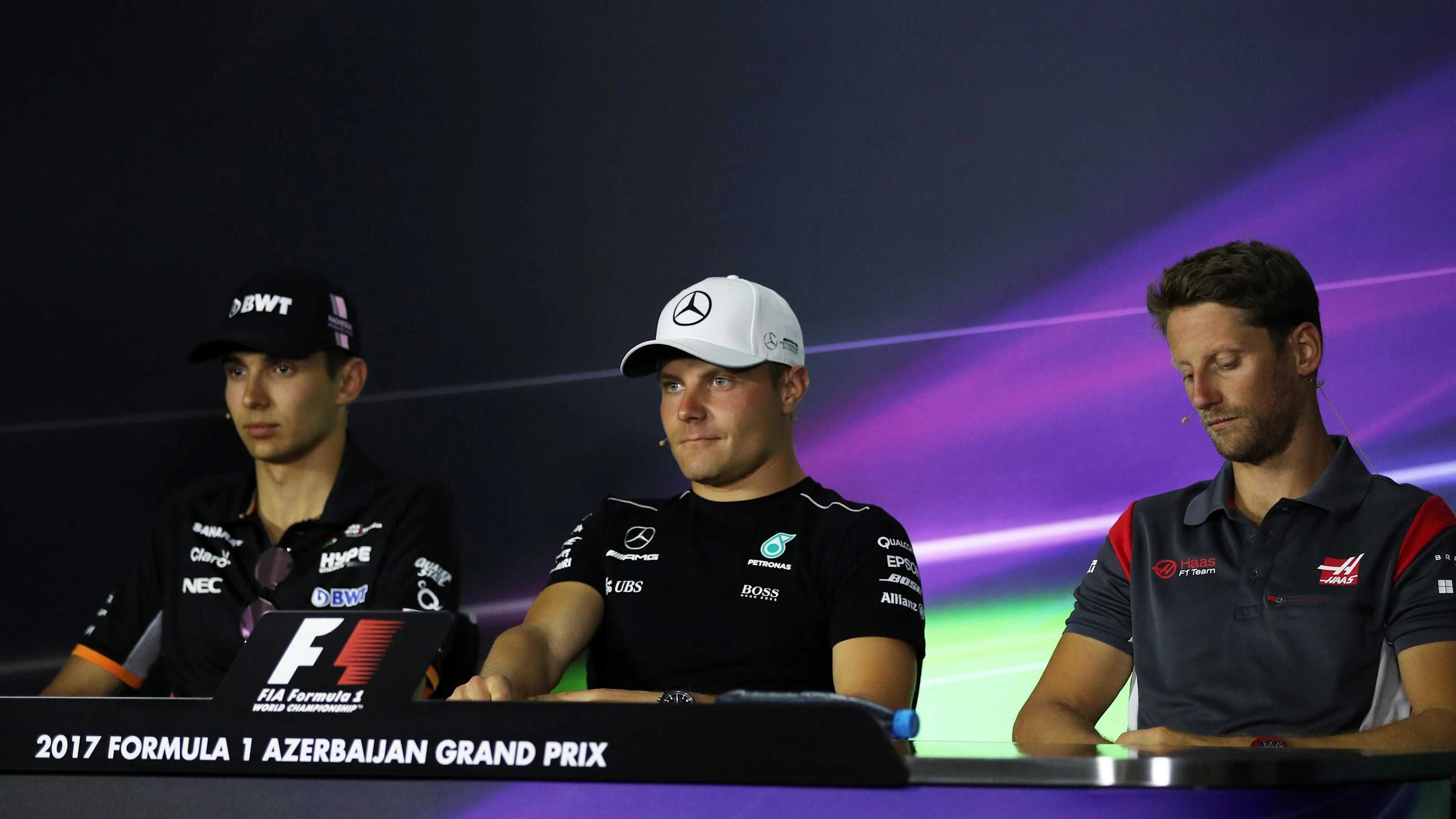 Esteban Ocon (FRA) Force India F1, Valtteri Bottas (FIN) Mercedes AMG F1 and Romain Grosjean (FRA)