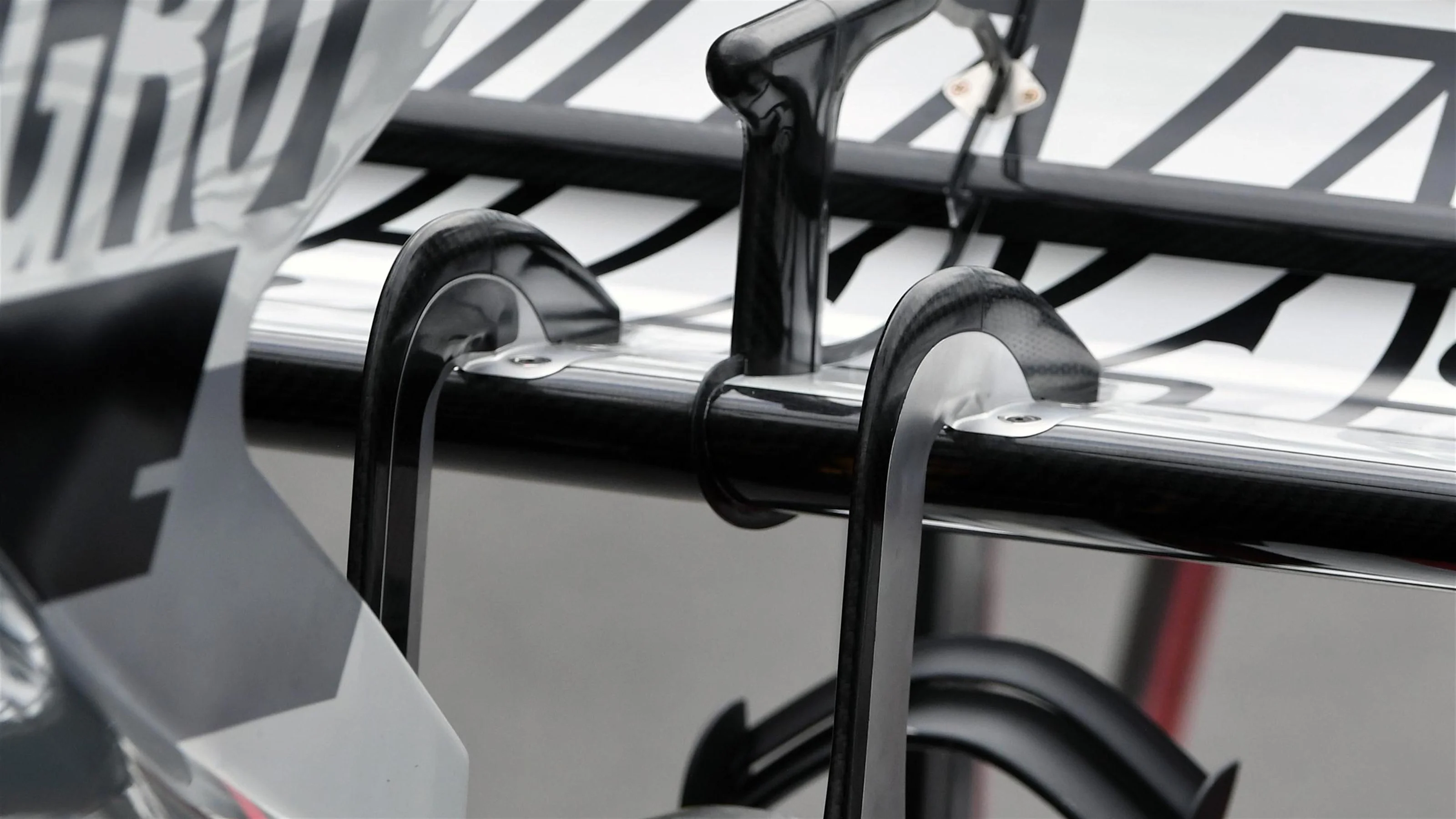 Haas VF-17 rear wing detail at Formula One World Championship, Rd8, Azerbaijan Grand Prix,