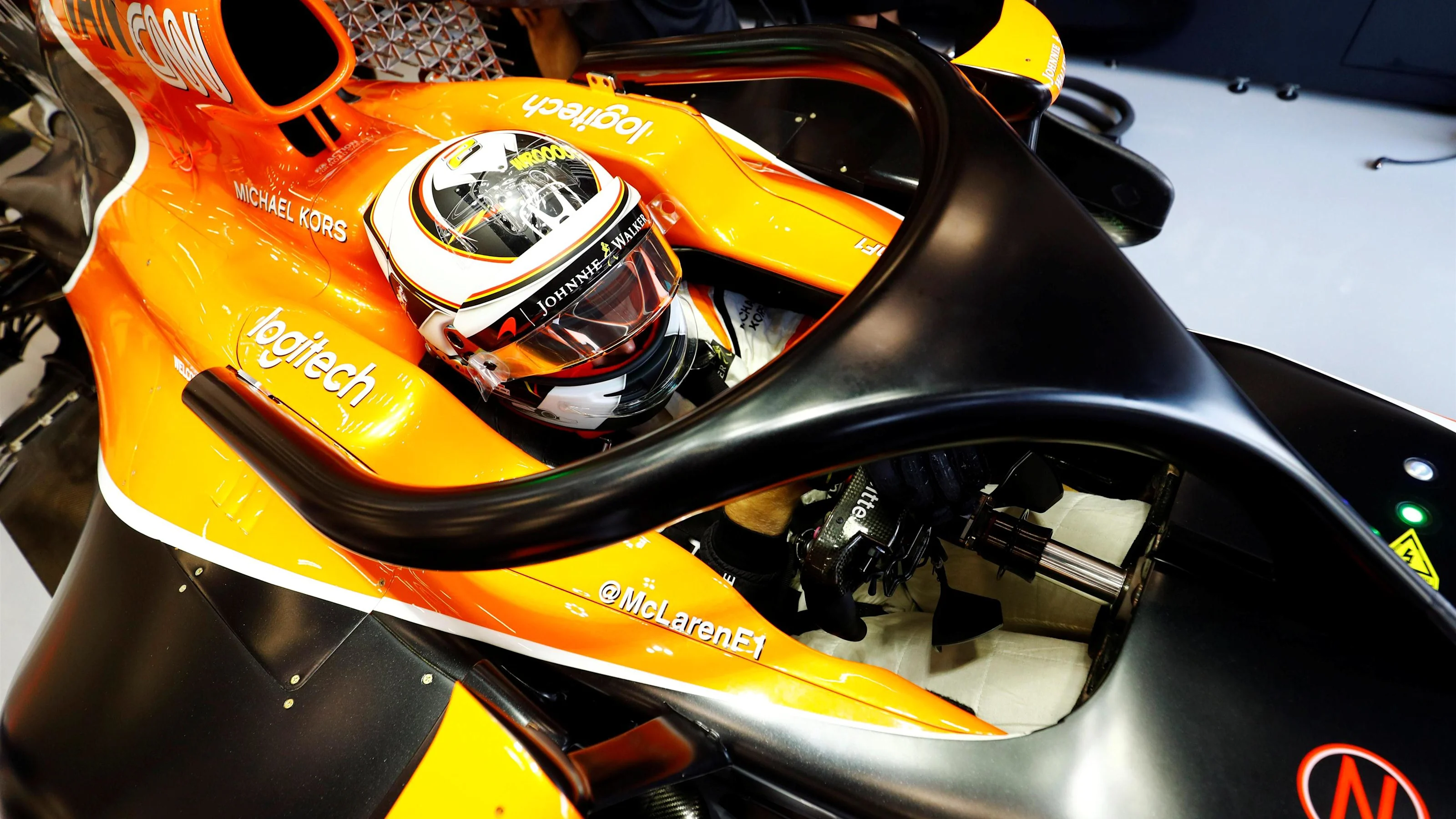 Stoffel Vandoorne (BEL) McLaren MCL32 with halo at Formula One World Championship, Rd12, Belgian