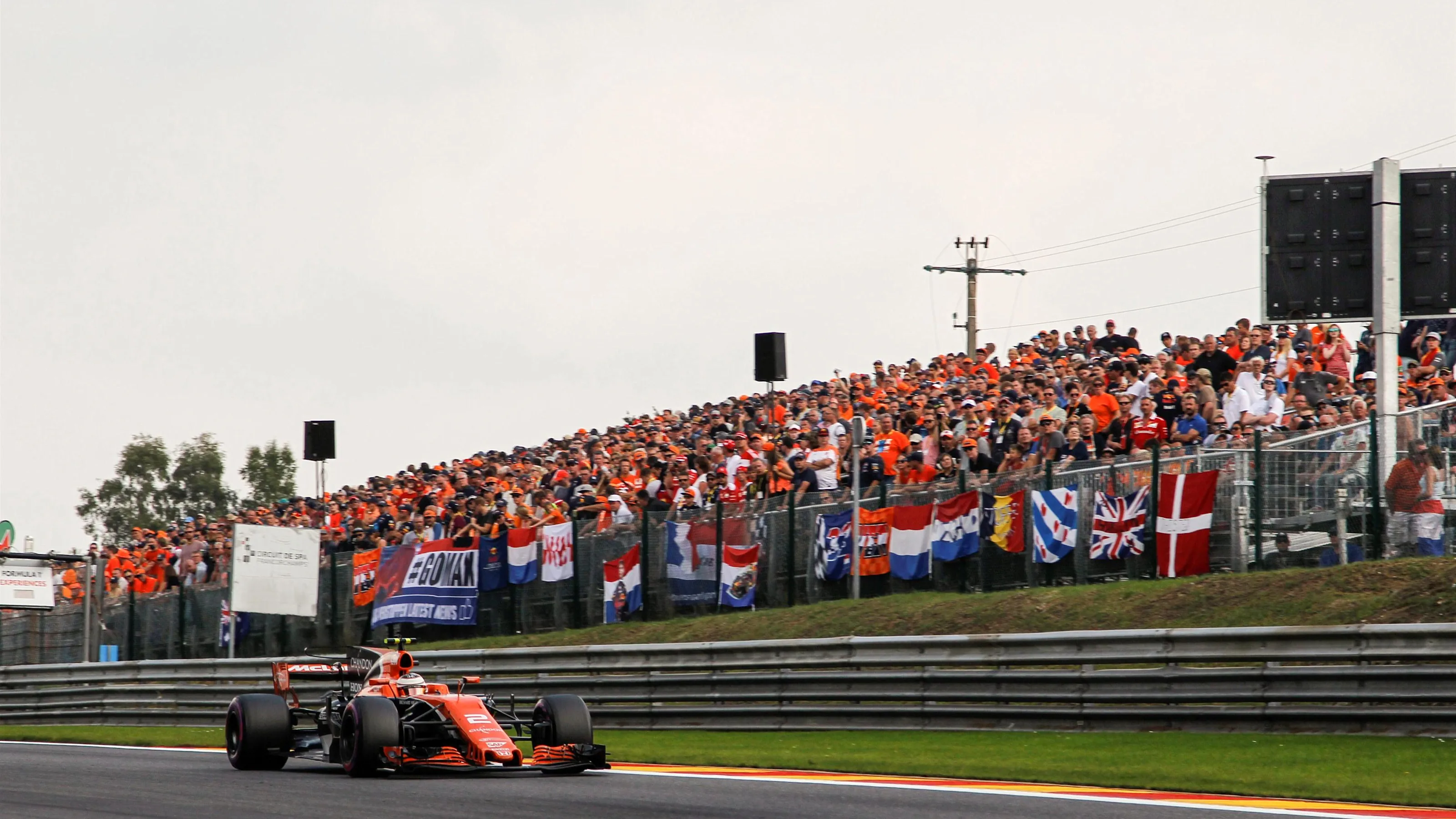 Stoffel Vandoorne (BEL) McLaren MCL32 at Formula One World Championship, Rd12, Belgian Grand Prix,