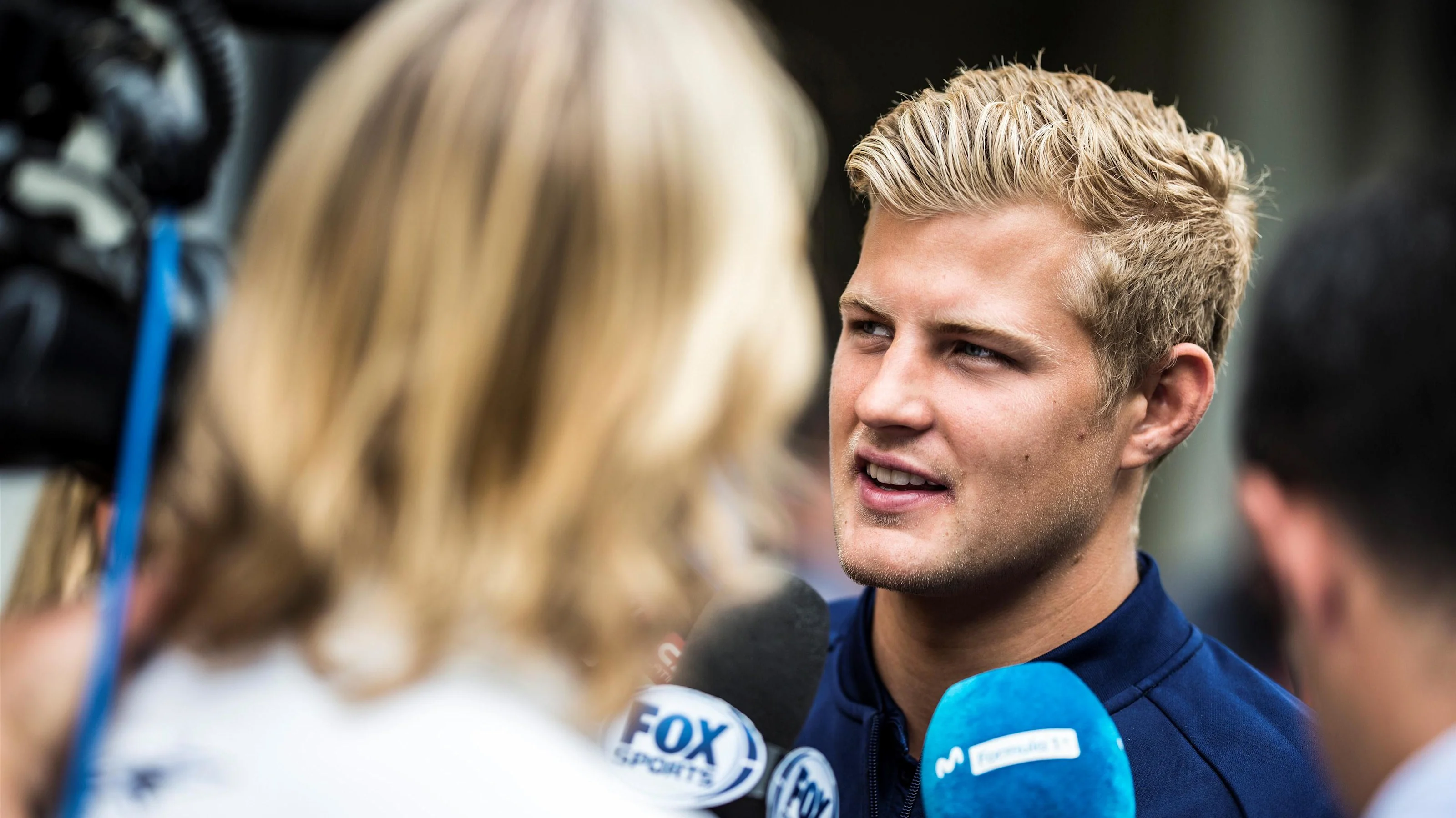 Marcus Ericsson (SWE) Sauber talks to the media at Formula One World Championship, Rd19, Brazilian