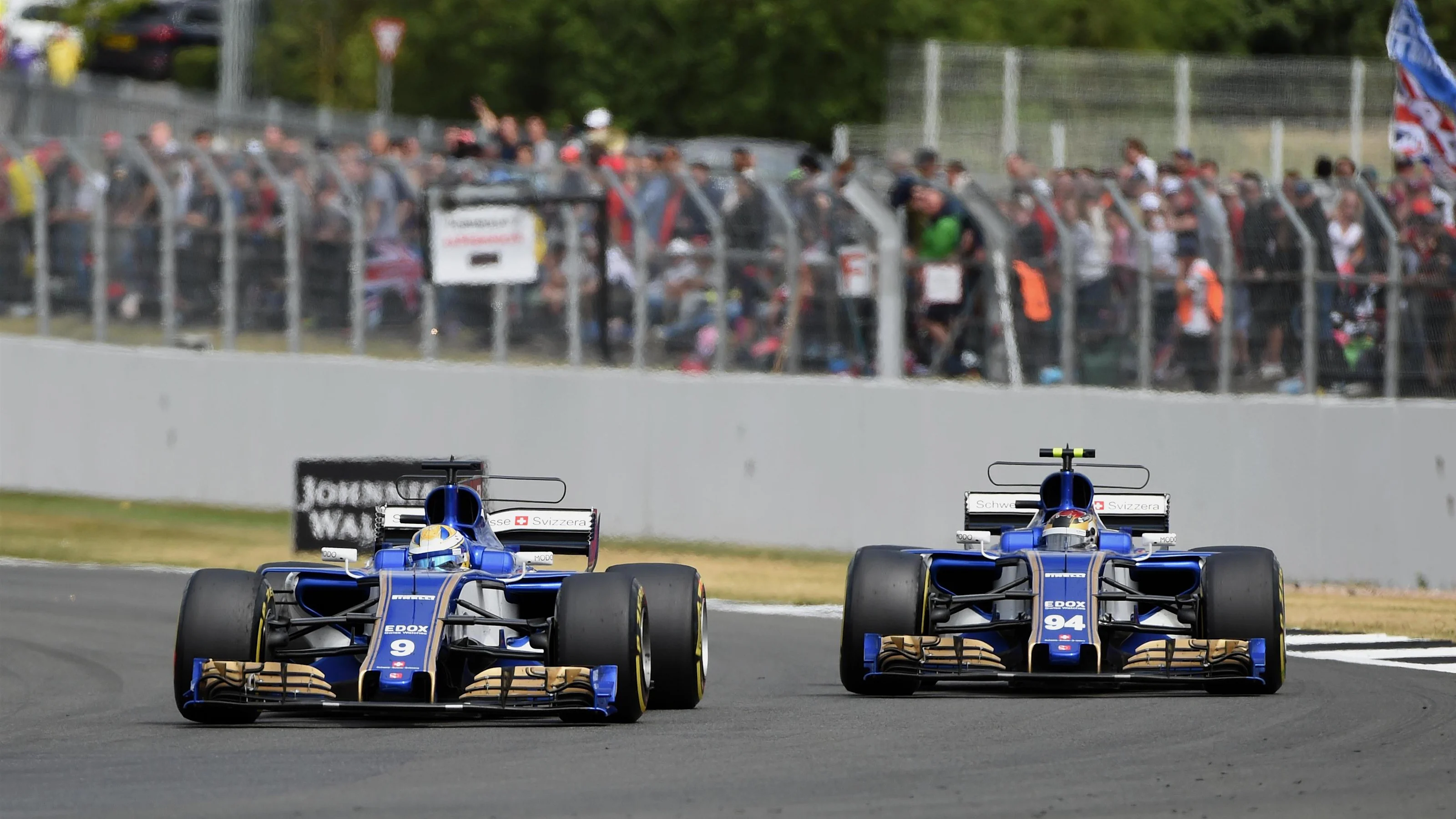 Marcus Ericsson (SWE) Sauber C36 and Pascal Wehrlein (GER) Sauber C36 at Formula One World