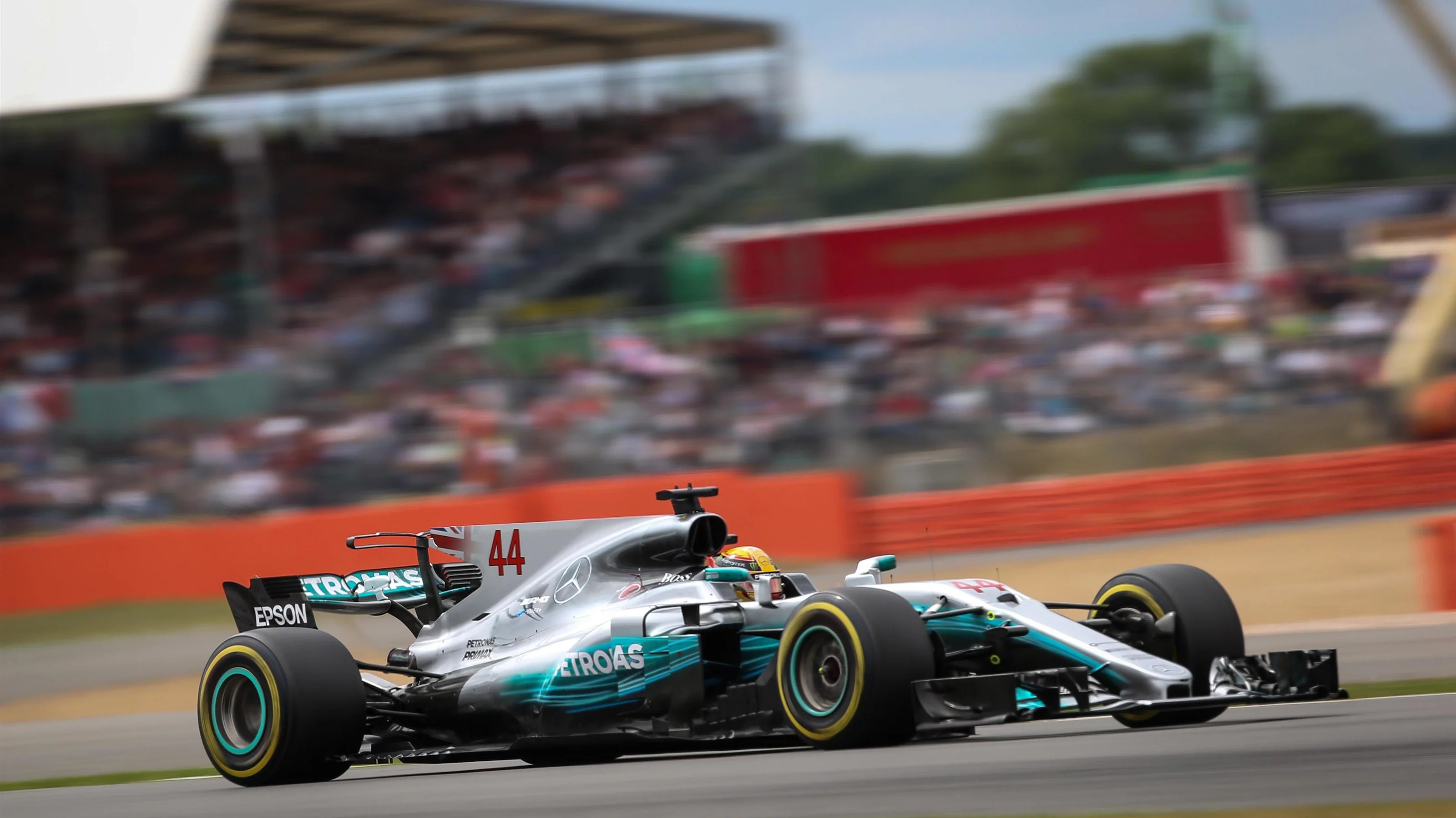 Lewis Hamilton (GBR) Mercedes-Benz F1 W08 Hybrid at Formula One World Championship, Rd10, British
