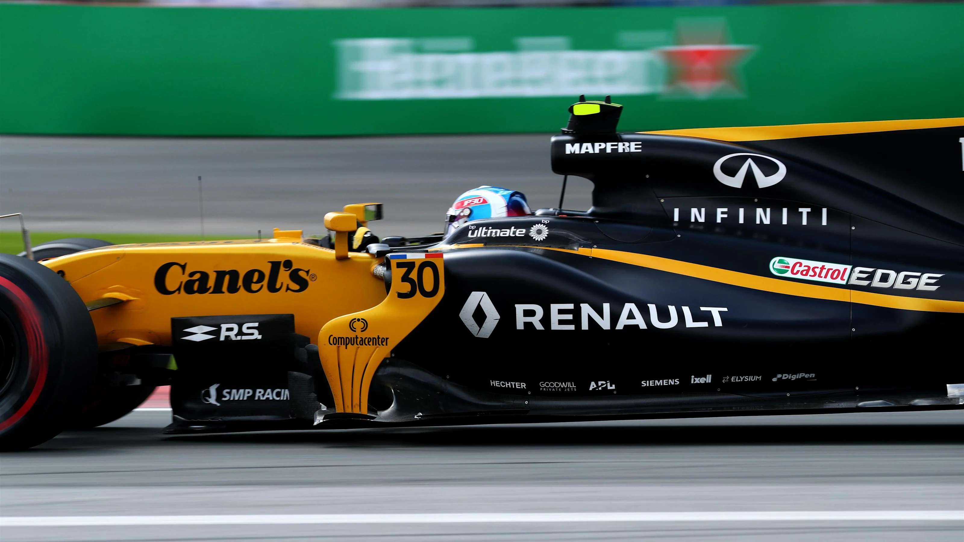 Jolyon Palmer (GBR) Renault Sport F1 Team RS17 at Formula One World Championship, Rd7, Canadian