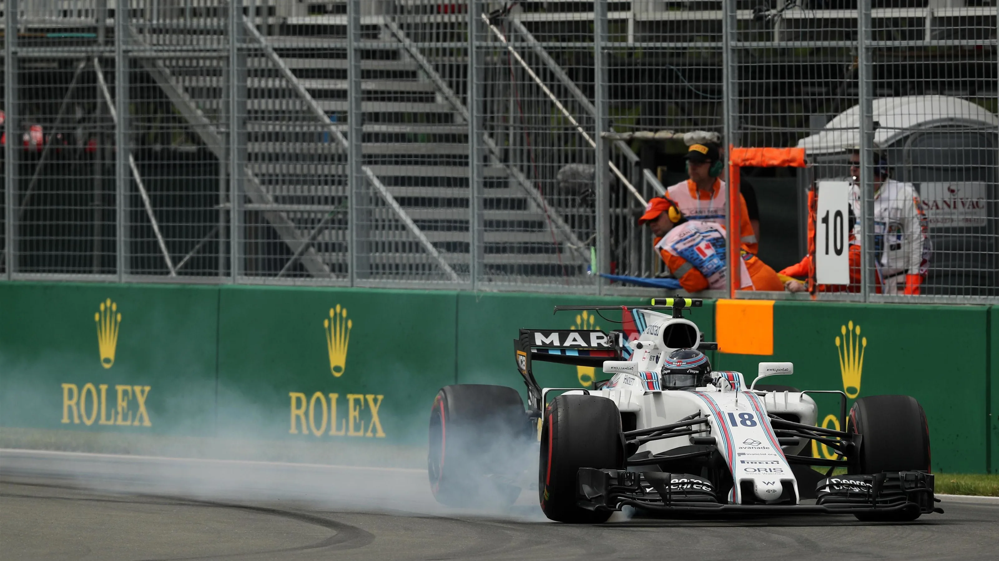 Lance Stroll (CDN) Williams FW40 locks up at Formula One World Championship, Rd7, Canadian Grand