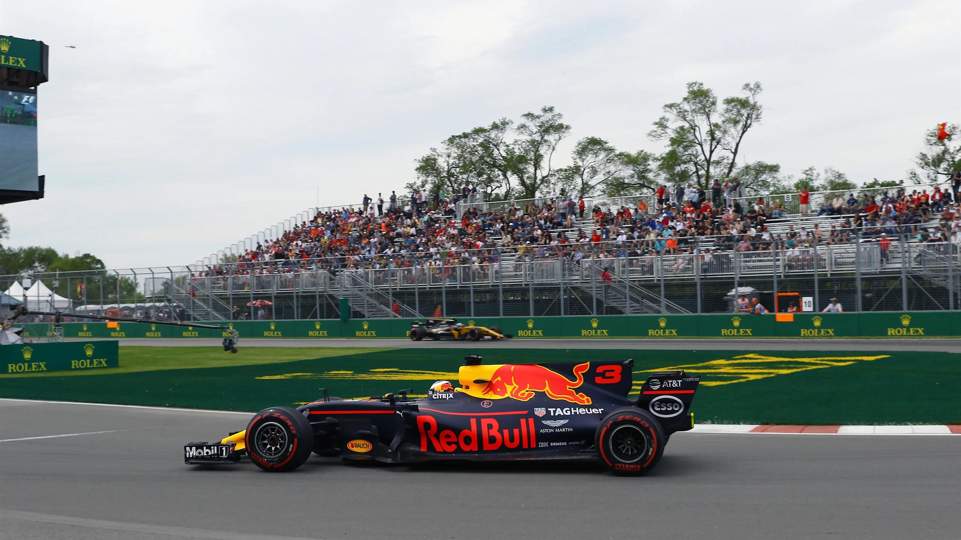Daniel Ricciardo (AUS) Red Bull Racing RB13 at Formula One World Championship, Rd7, Canadian Grand