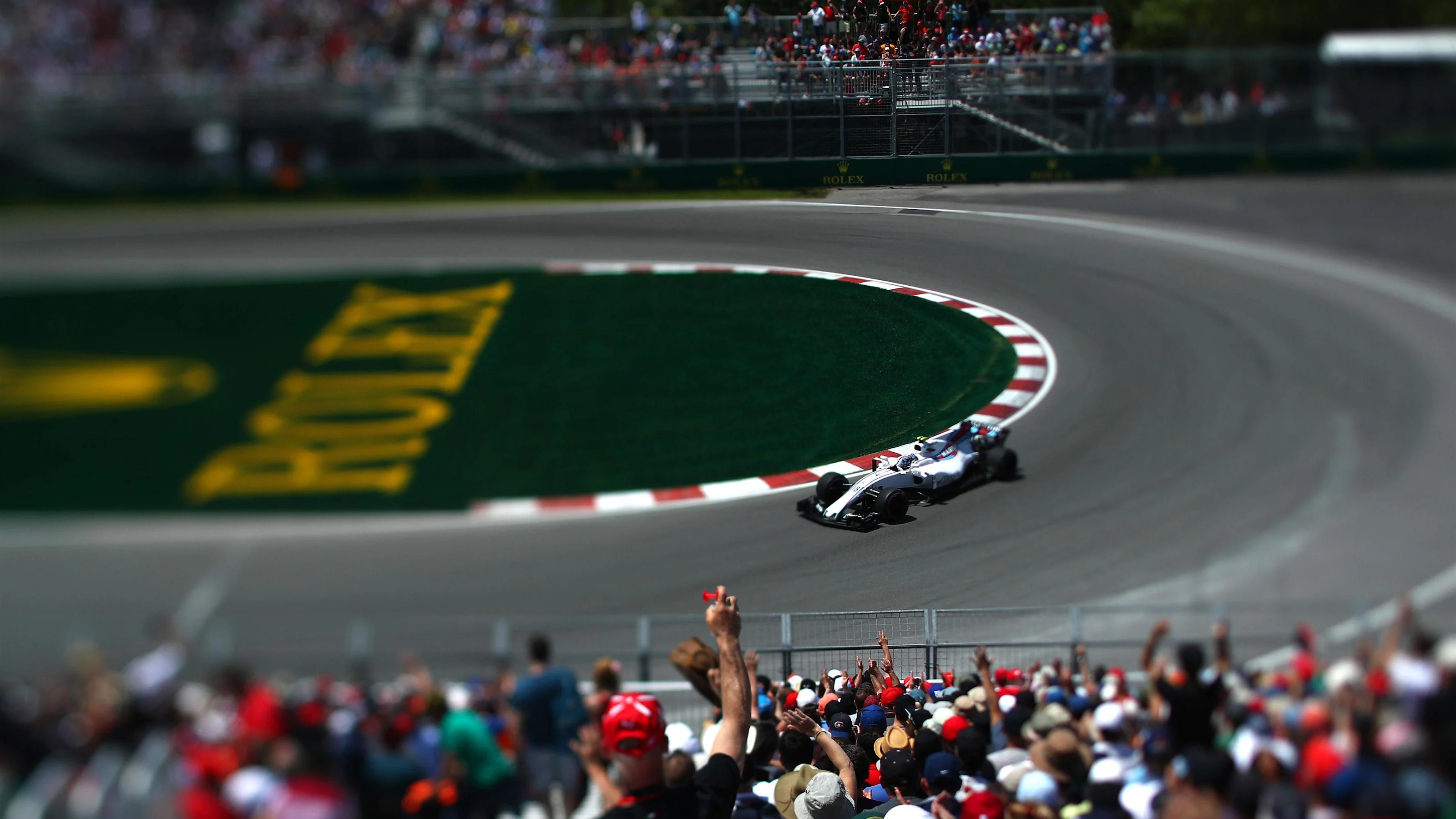 Fans observe Lance Stroll (CDN) Williams FW40 at Formula One World Championship, Rd7, Canadian