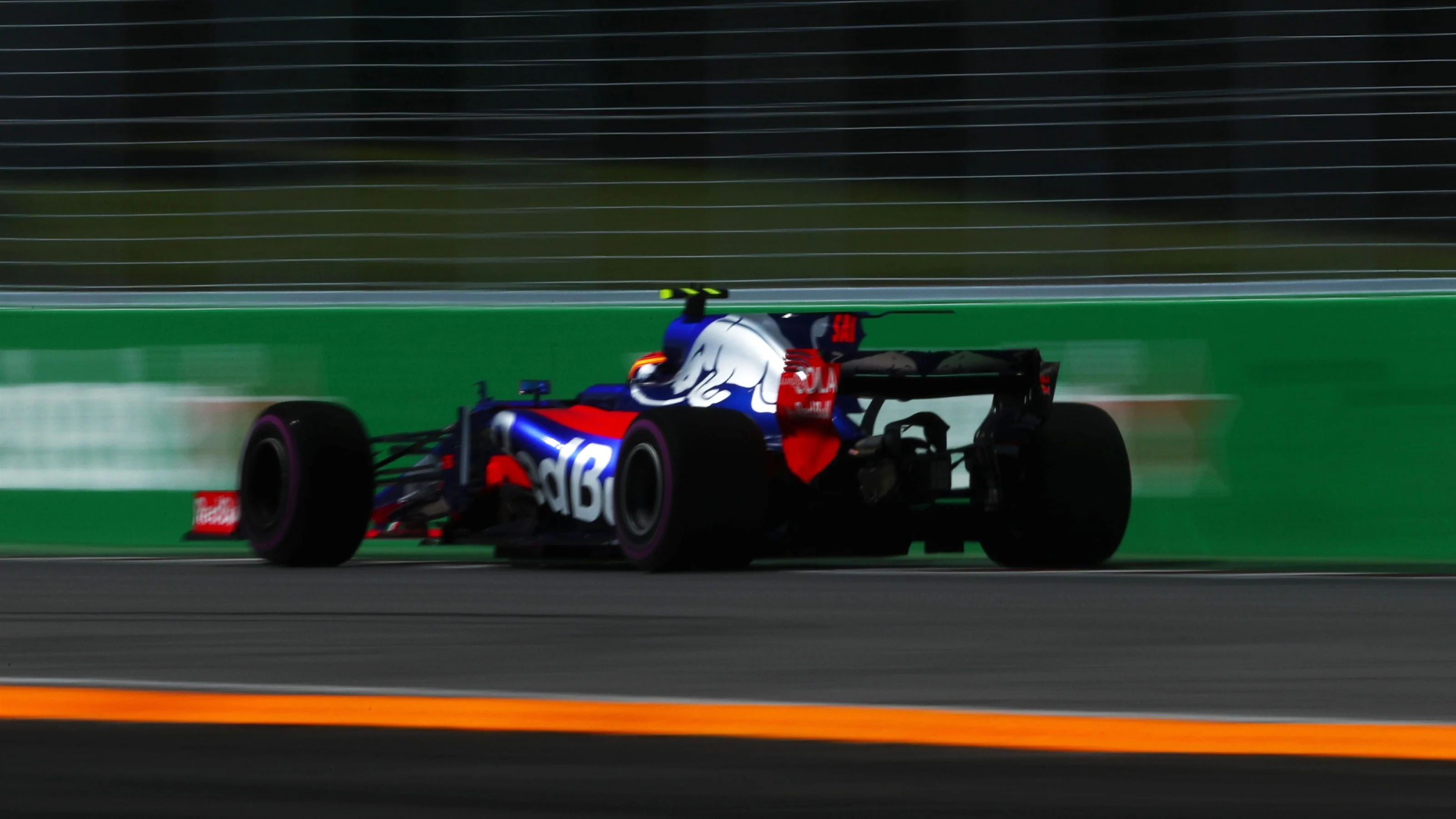 Carlos Sainz jr (ESP) Scuderia Toro Rosso STR12 at Formula One World Championship, Rd7, Canadian