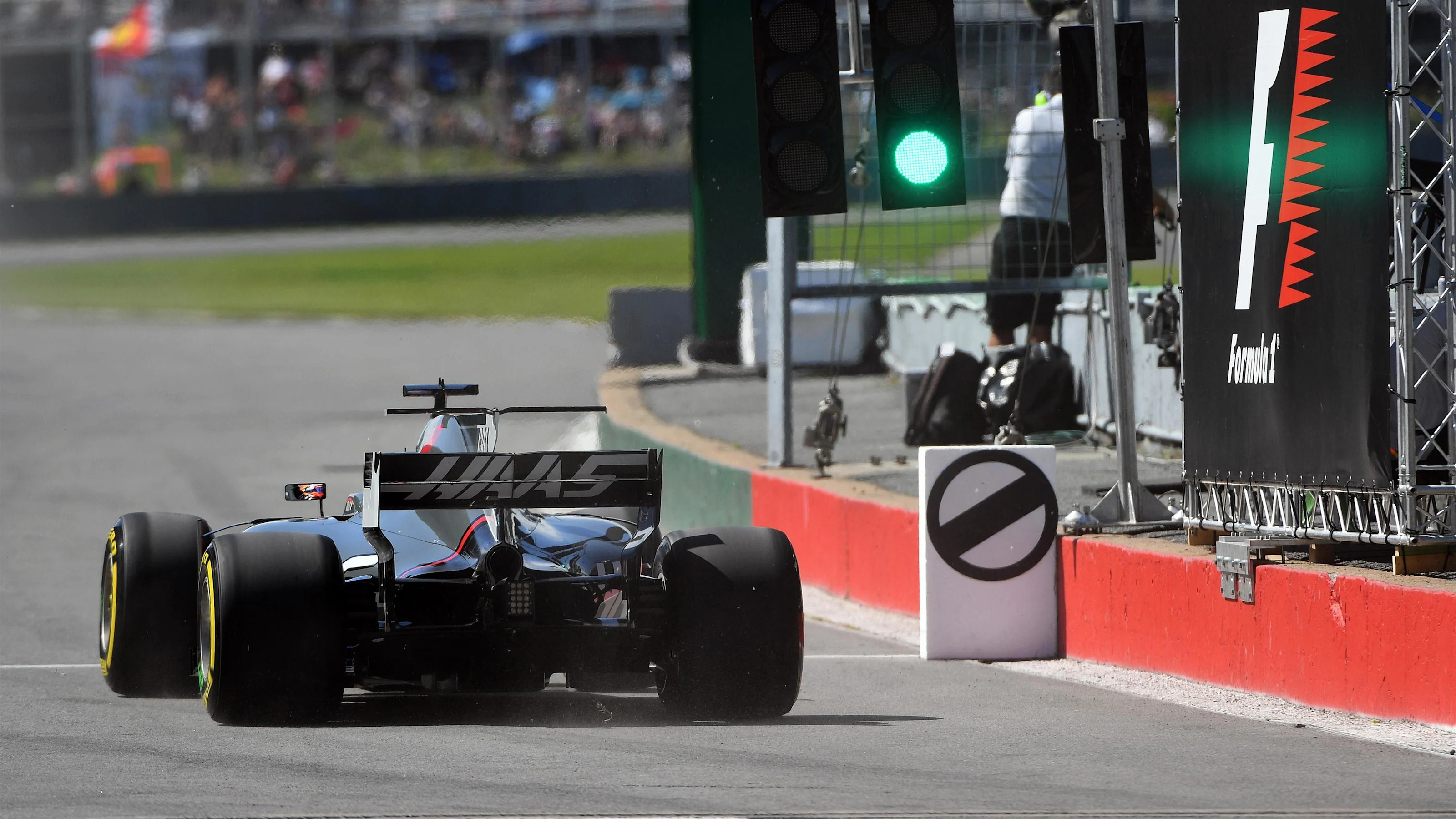 Romain Grosjean (FRA) Haas VF-17 at Formula One World Championship, Rd7, Canadian Grand Prix,