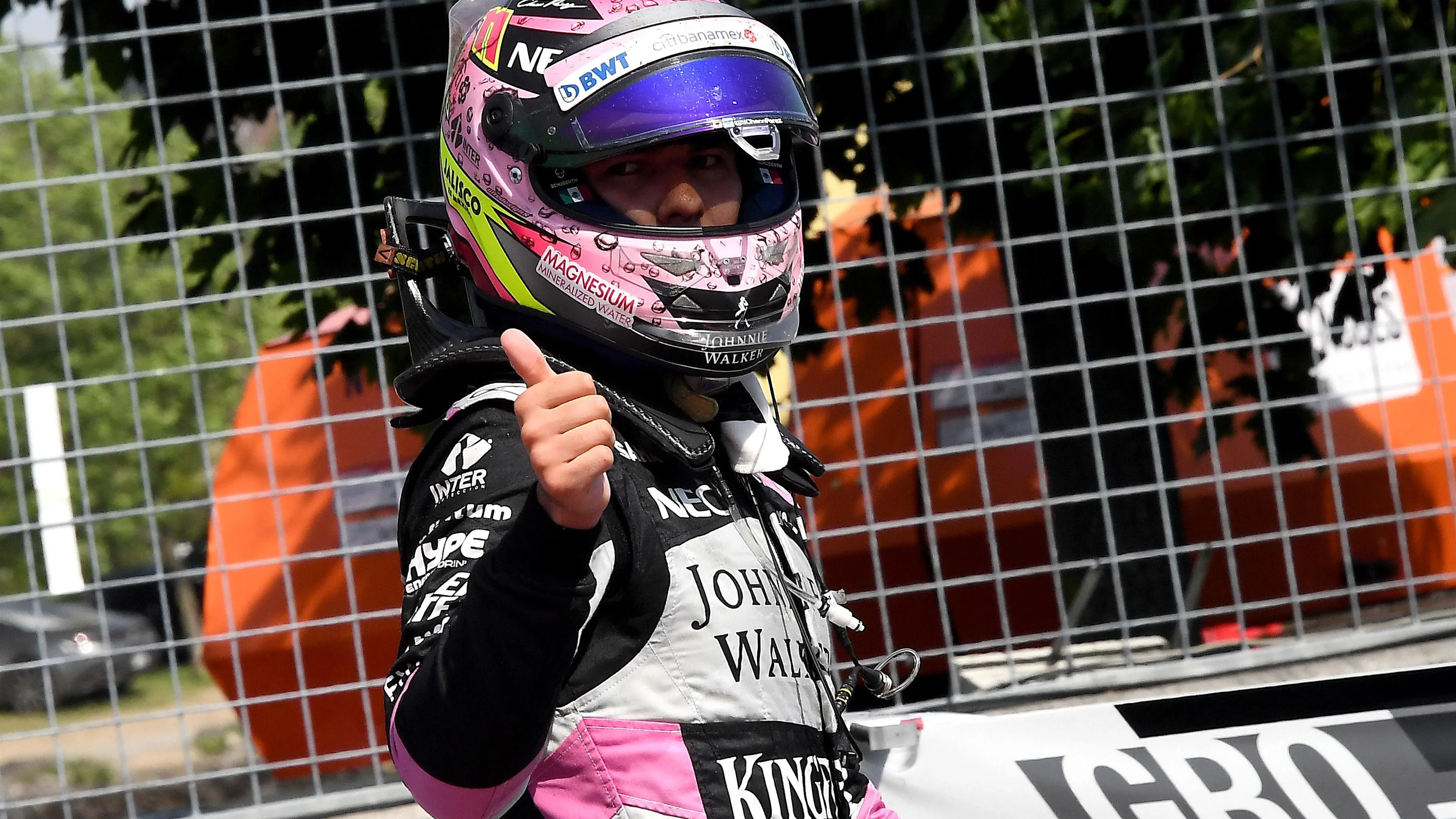 Sergio Perez (MEX) Force India give the thumbs up at Formula One World Championship, Rd7, Canadian