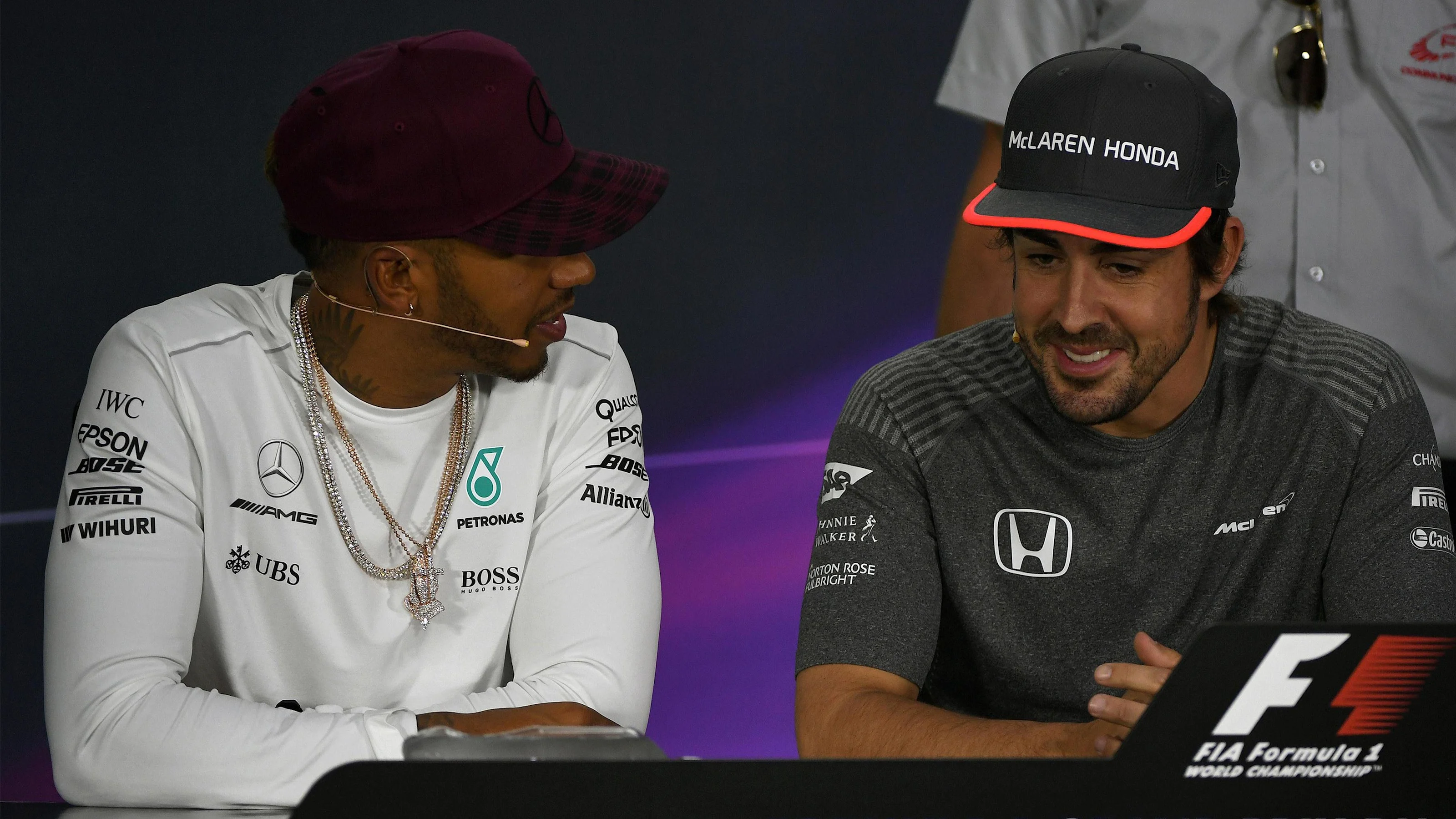 Lewis Hamilton (GBR) Mercedes AMG F1 and Fernando Alonso (ESP) McLaren in the Press Conference at
