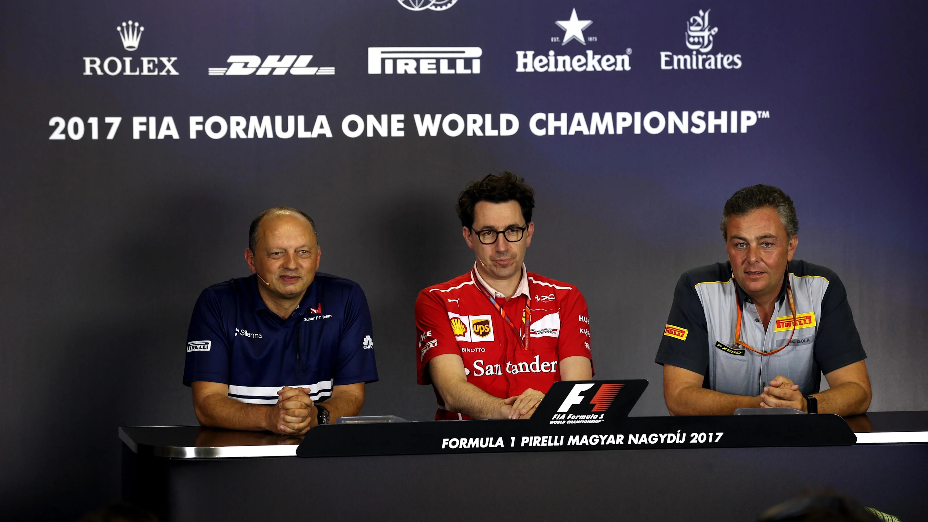 Frederic Vasseur (FRA) Sauber Team Principal, Mattia Binotto (ITA) Ferrari Chief Technical Officer
