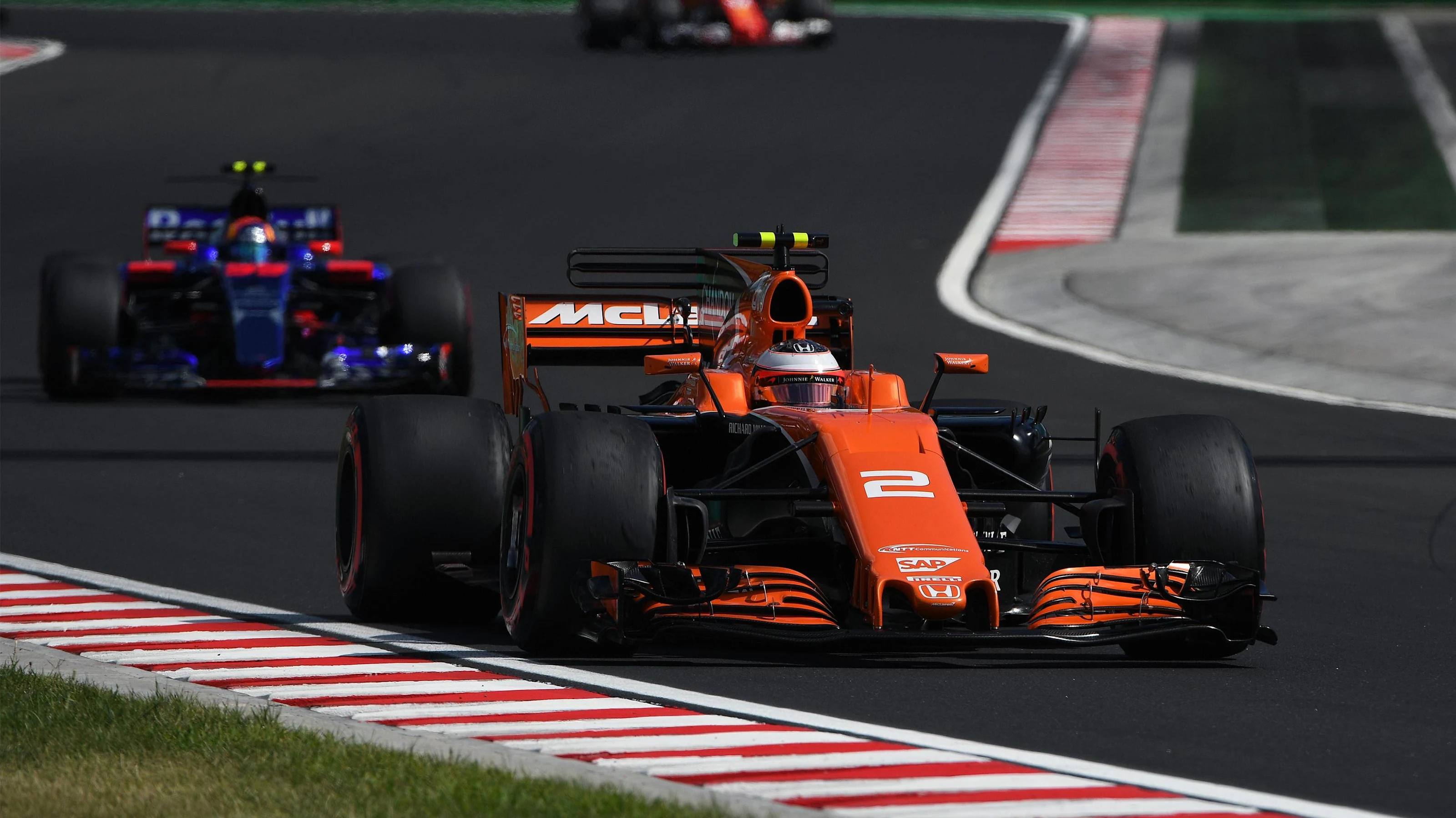 Stoffel Vandoorne (BEL) McLaren MCL32 at Formula One World Championship, Rd11, Hungarian Grand