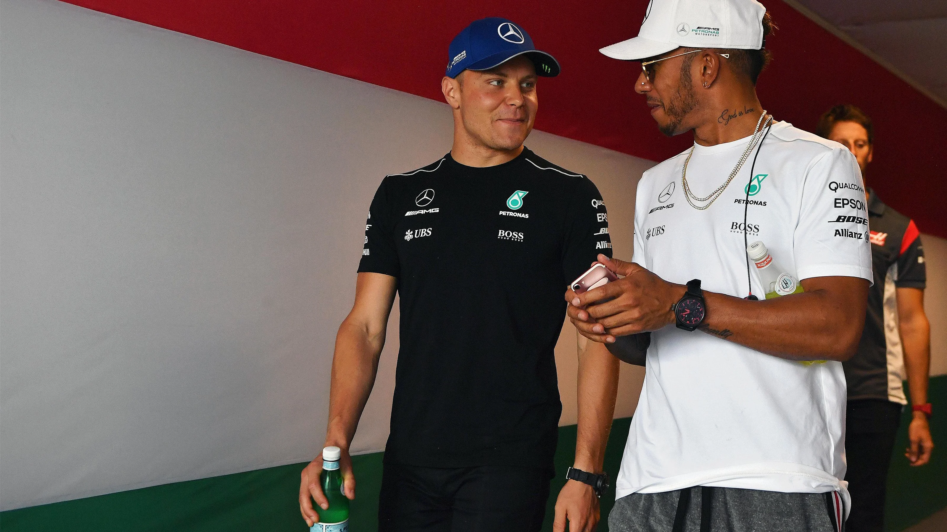 Valtteri Bottas (FIN) Mercedes AMG F1 and Lewis Hamilton (GBR) Mercedes AMG F1 at Formula One World