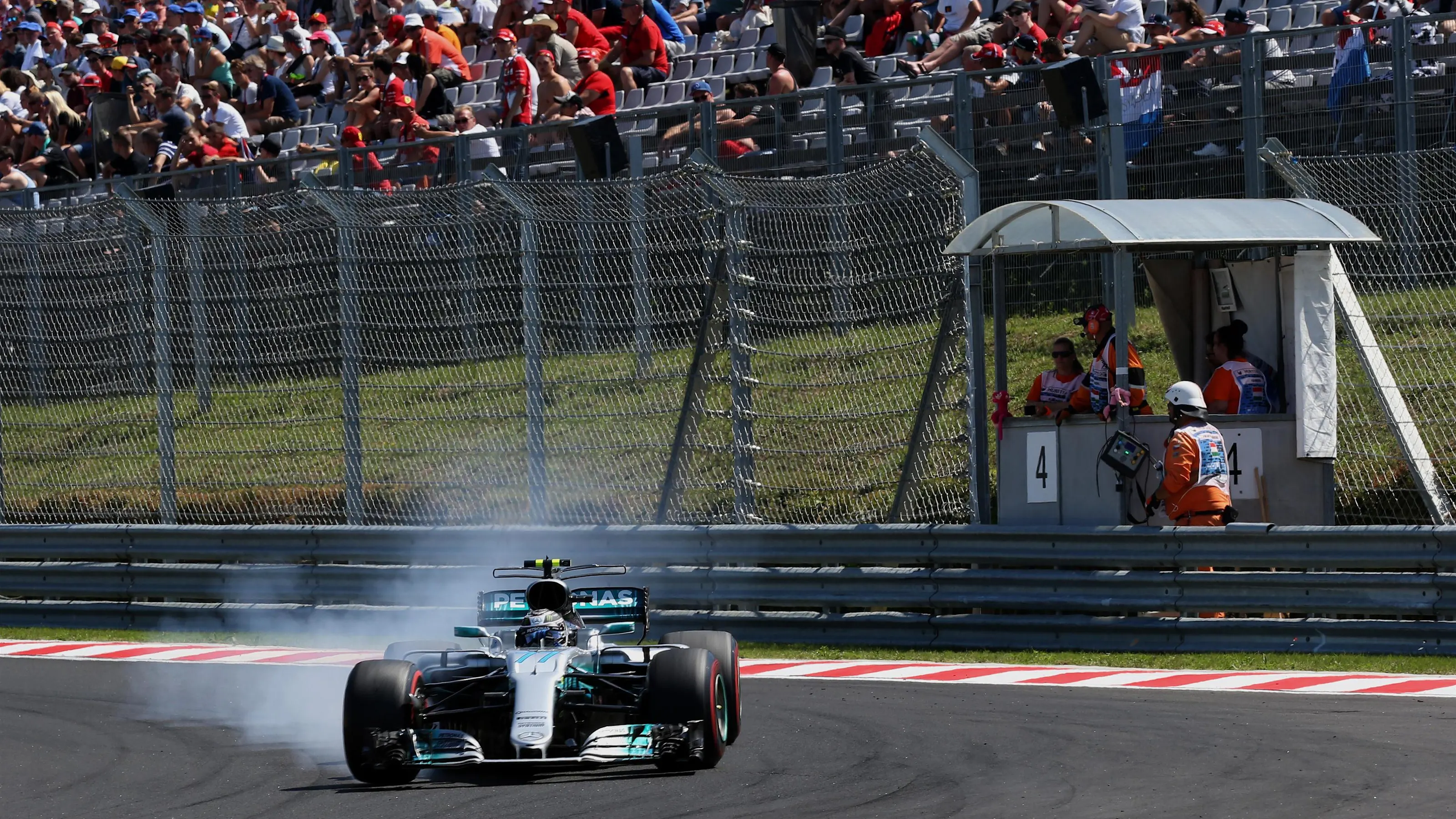 Valtteri Bottas (FIN) Mercedes-Benz F1 W08 Hybrid locks up at Formula One World Championship, Rd11,