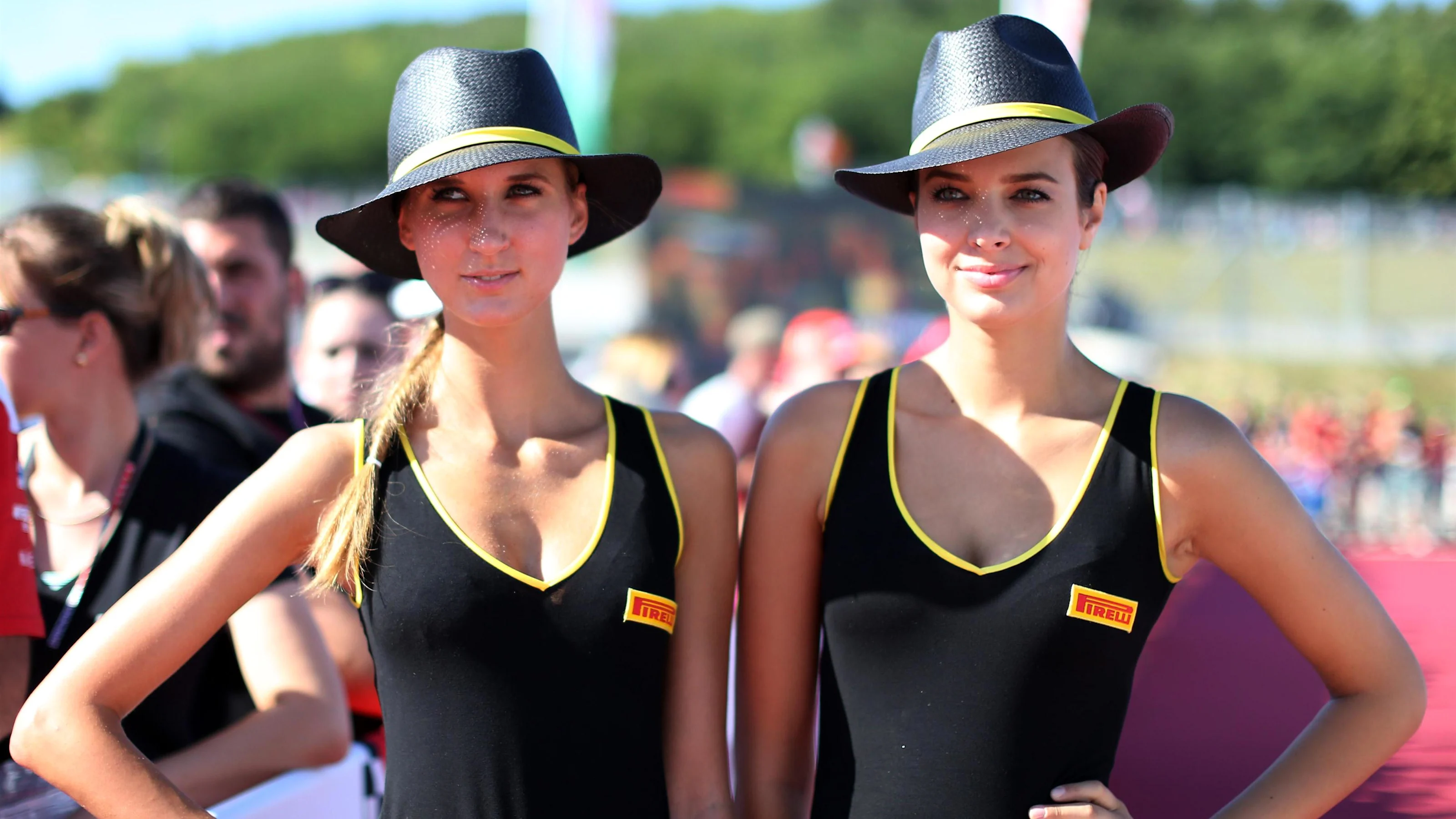 Girls at Formula One World Championship, Rd11, Hungarian Grand Prix, Race, Hungaroring, Hungary,
