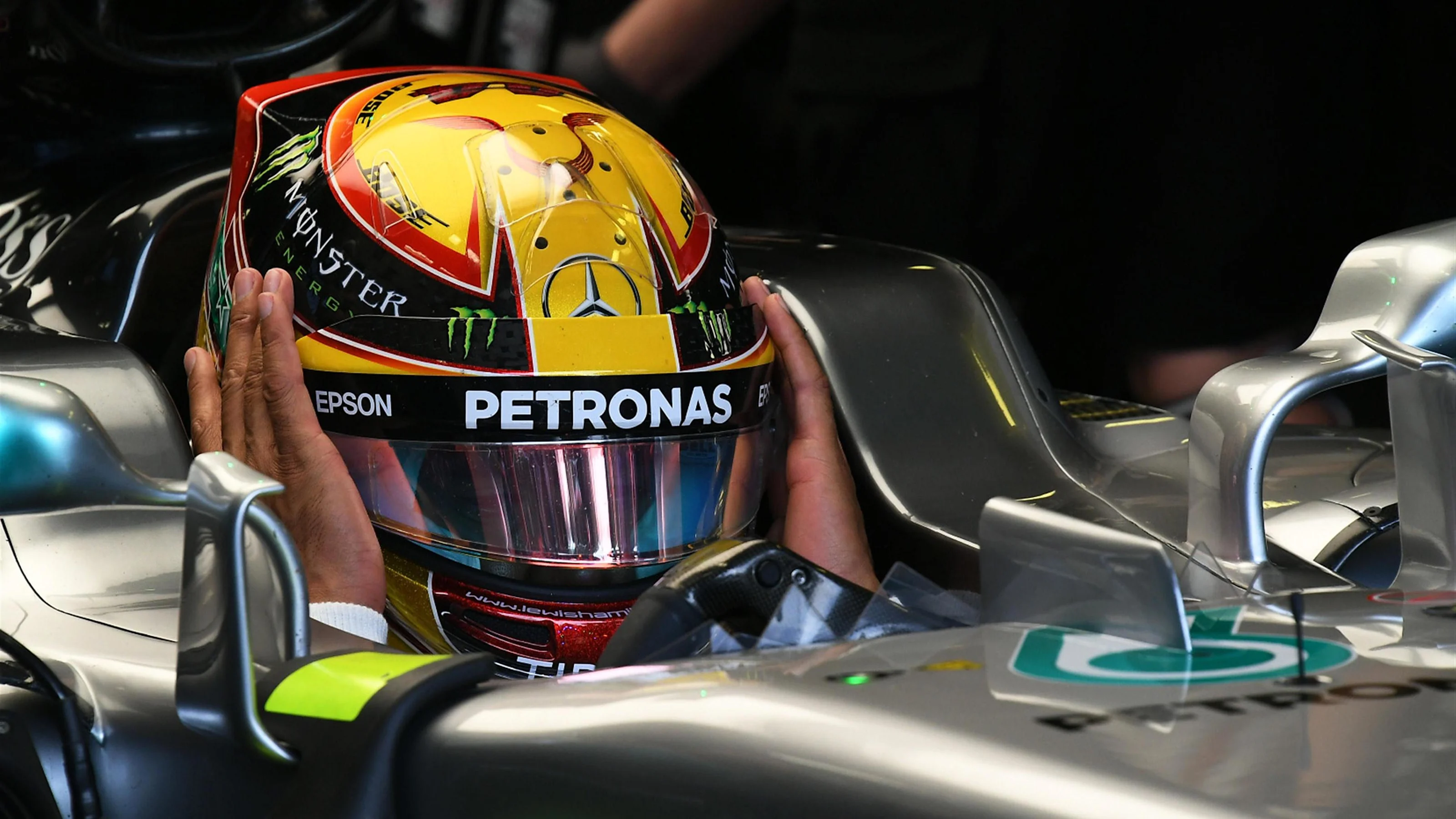 Lewis Hamilton (GBR) Mercedes-Benz F1 W08 Hybrid at Formula One World Championship, Rd13, Italian