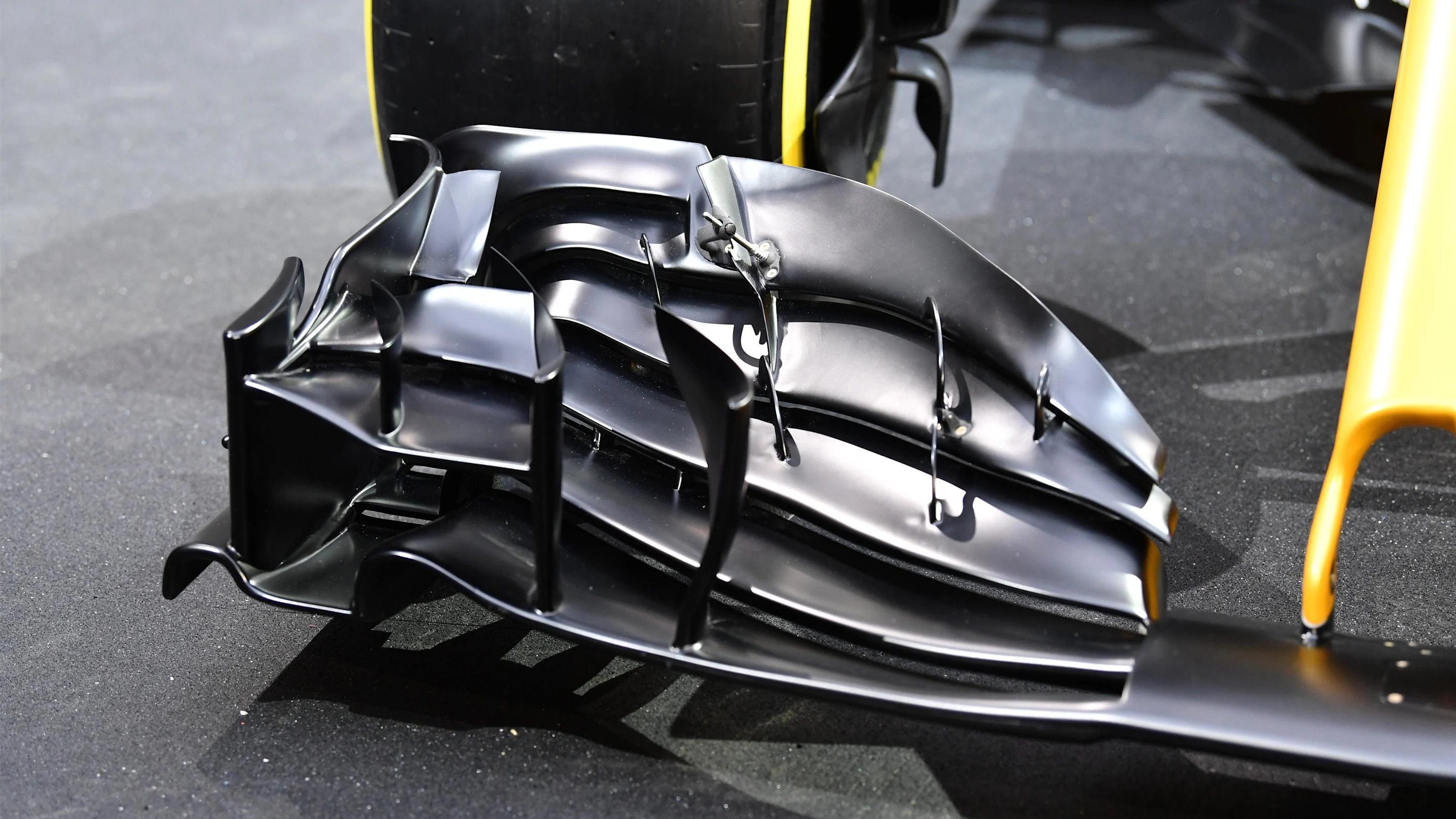 Renault Sport F1 Team RS17