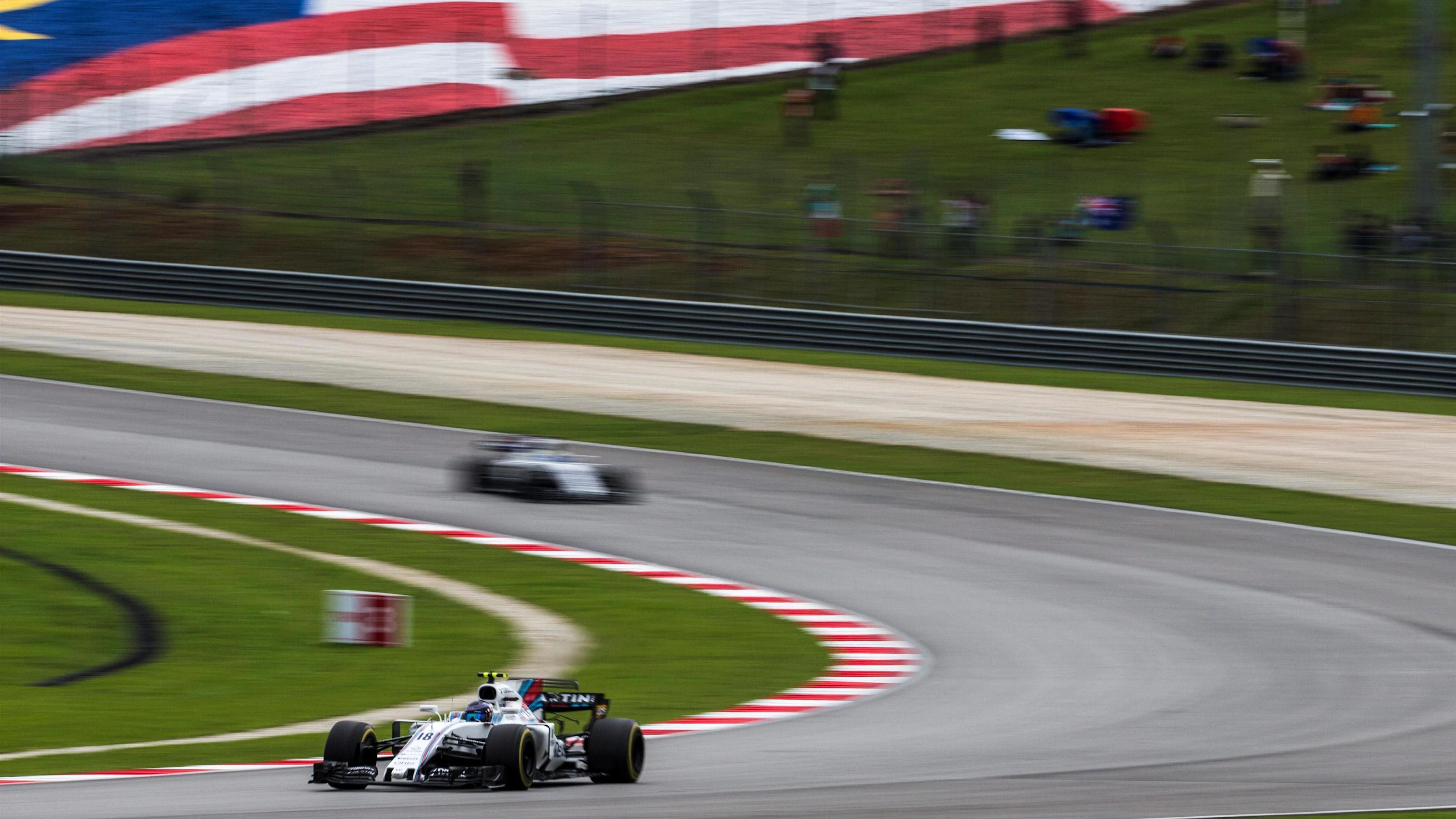 Lance Stroll (CDN) Williams FW40 at Formula One World Championship, Rd15, Malaysian Grand Prix,