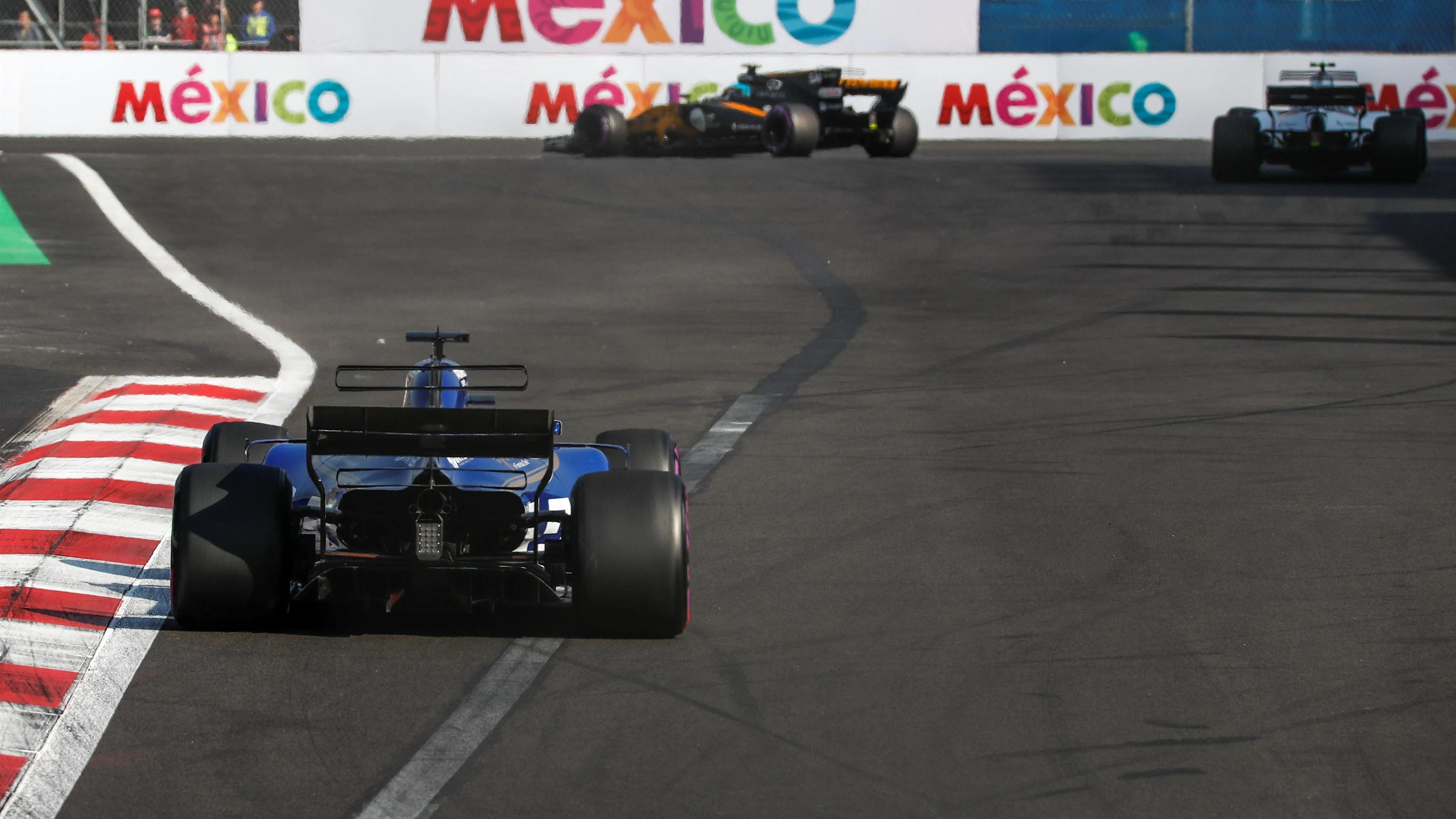 Marcus Ericsson (SWE) Sauber C36 at Formula One World Championship, Rd18, Mexican Grand Prix,
