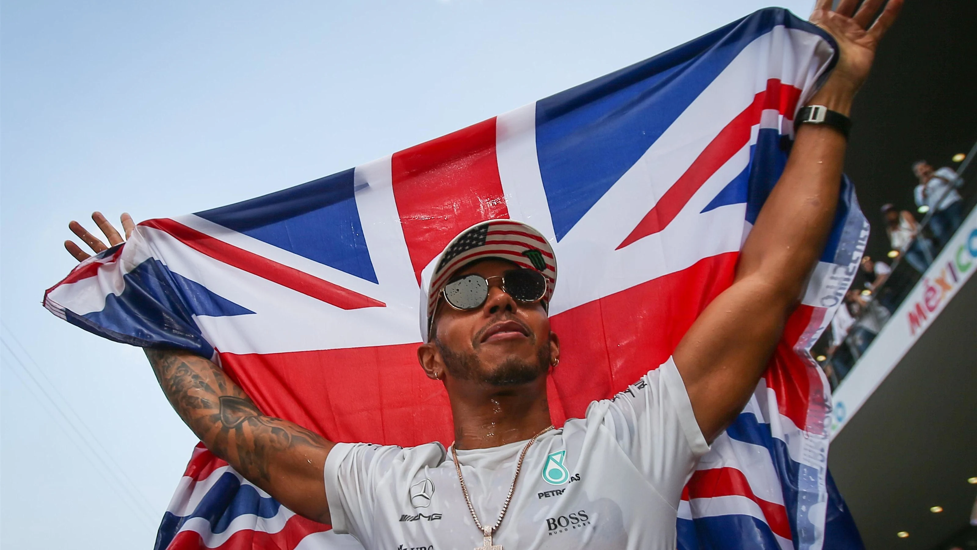World Champion Lewis Hamilton (GBR) Mercedes AMG F1 celebrates with the team at Formula One World