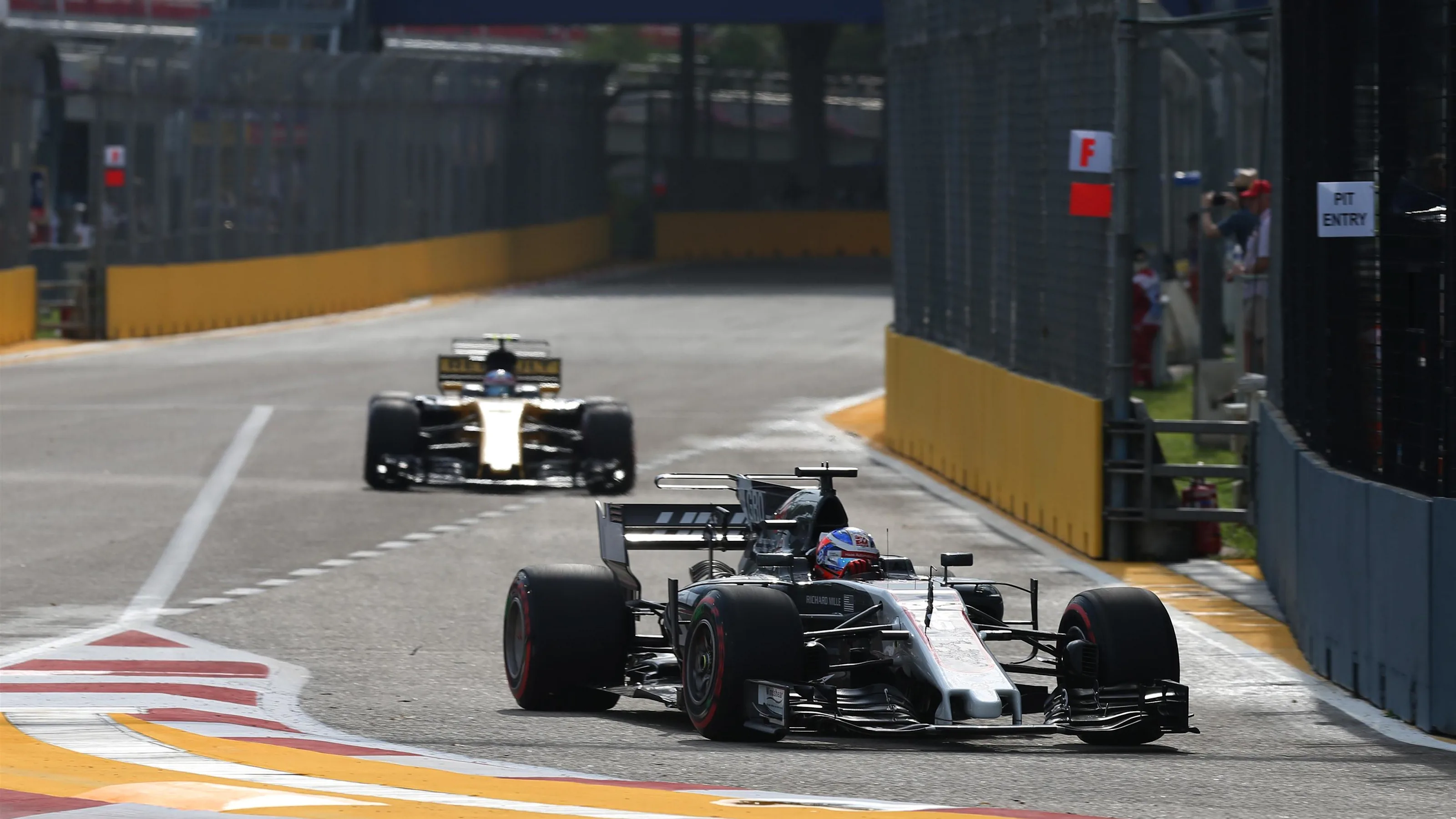 Romain Grosjean (FRA) Haas VF-17 at Formula One World Championship, Rd14, Singapore Grand Prix,