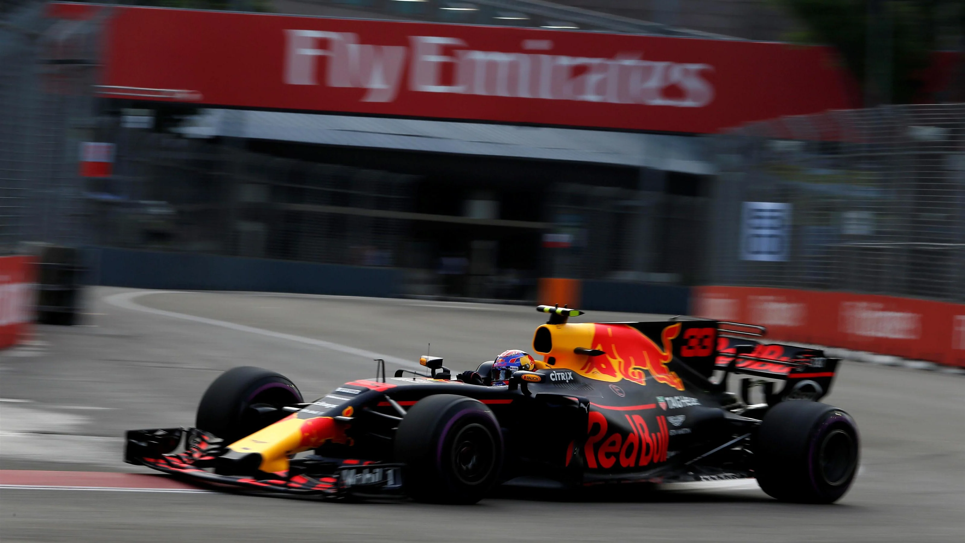 Max Verstappen (NED) Red Bull Racing RB13 at Formula One World Championship, Rd14, Singapore Grand