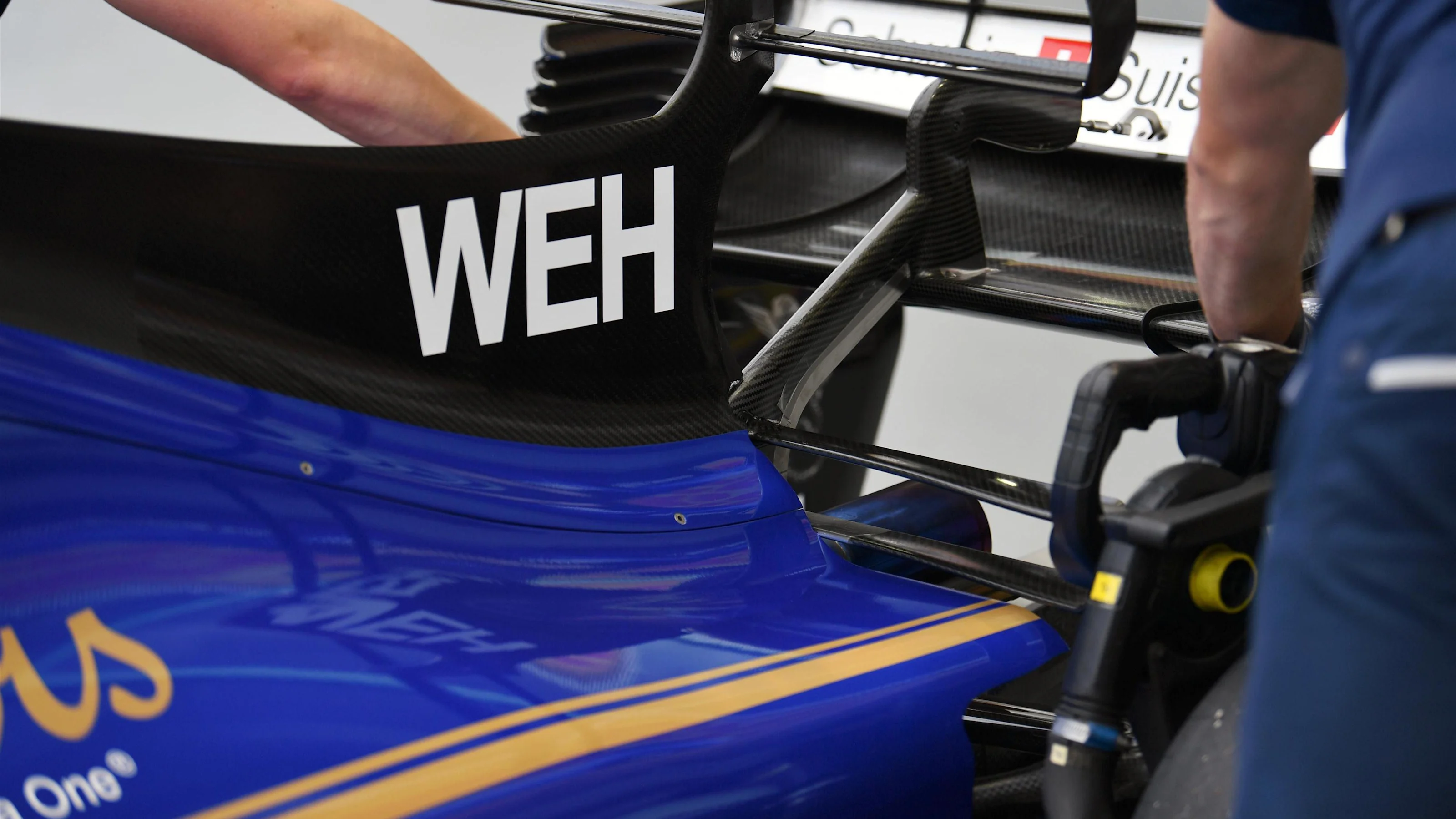 Sauber C36 rear wing detail at Formula One World Championship, Rd14, Singapore Grand Prix,