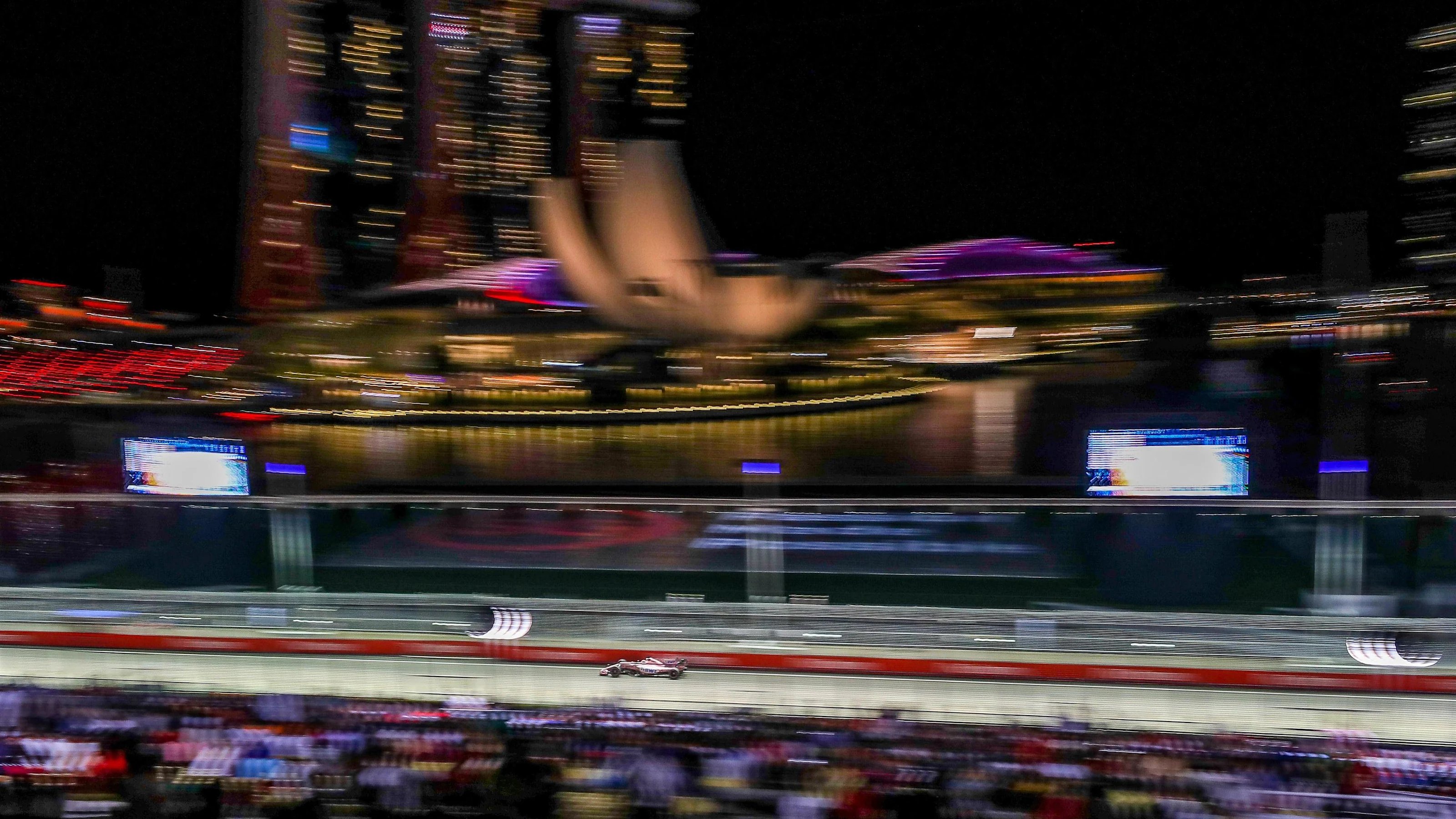 Sergio Perez (MEX) Force India VJM10 at Formula One World Championship, Rd14, Singapore Grand Prix,