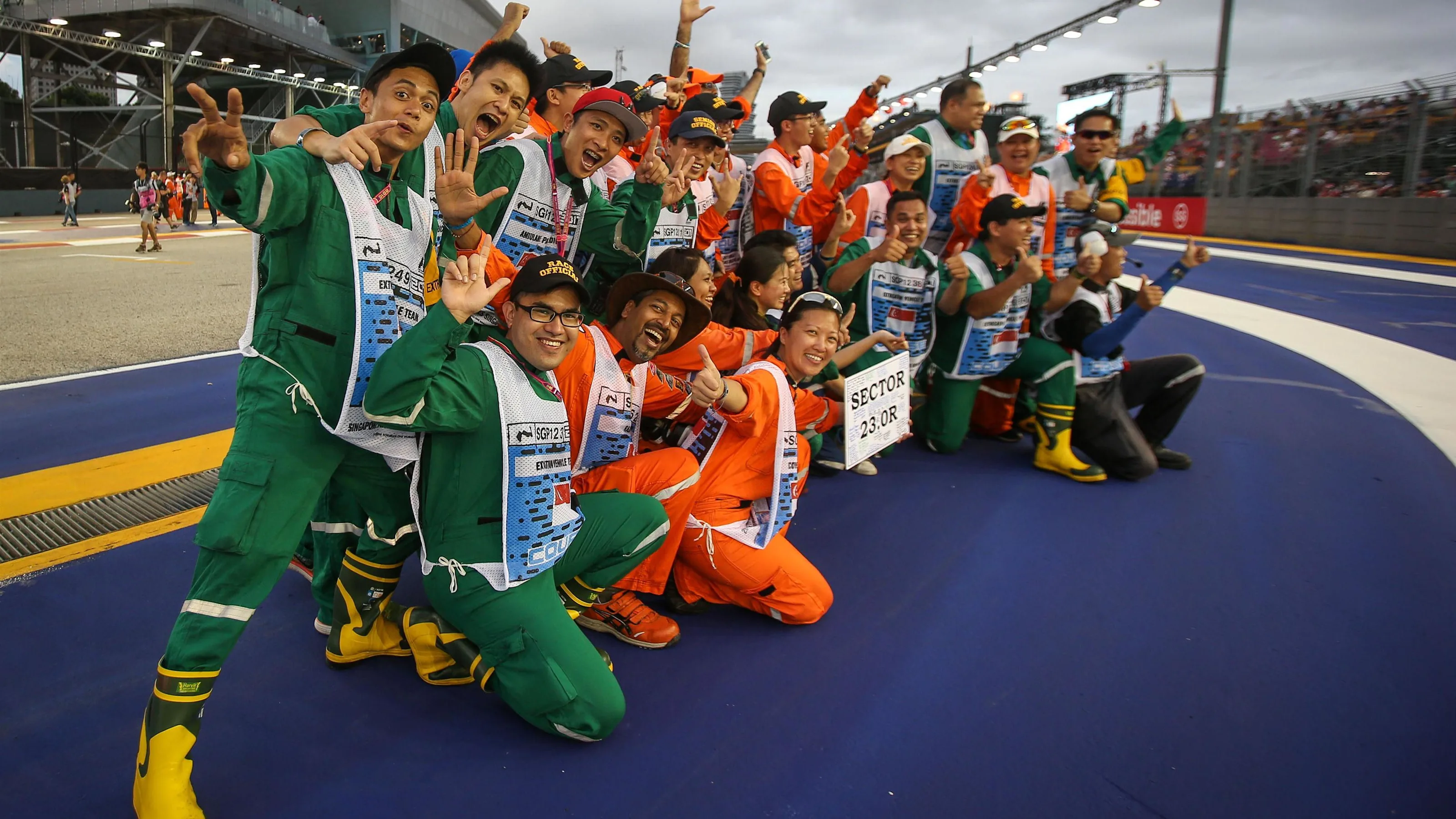 Marshals at Formula One World Championship, Rd14, Singapore Grand Prix, Race, Marina Bay Street