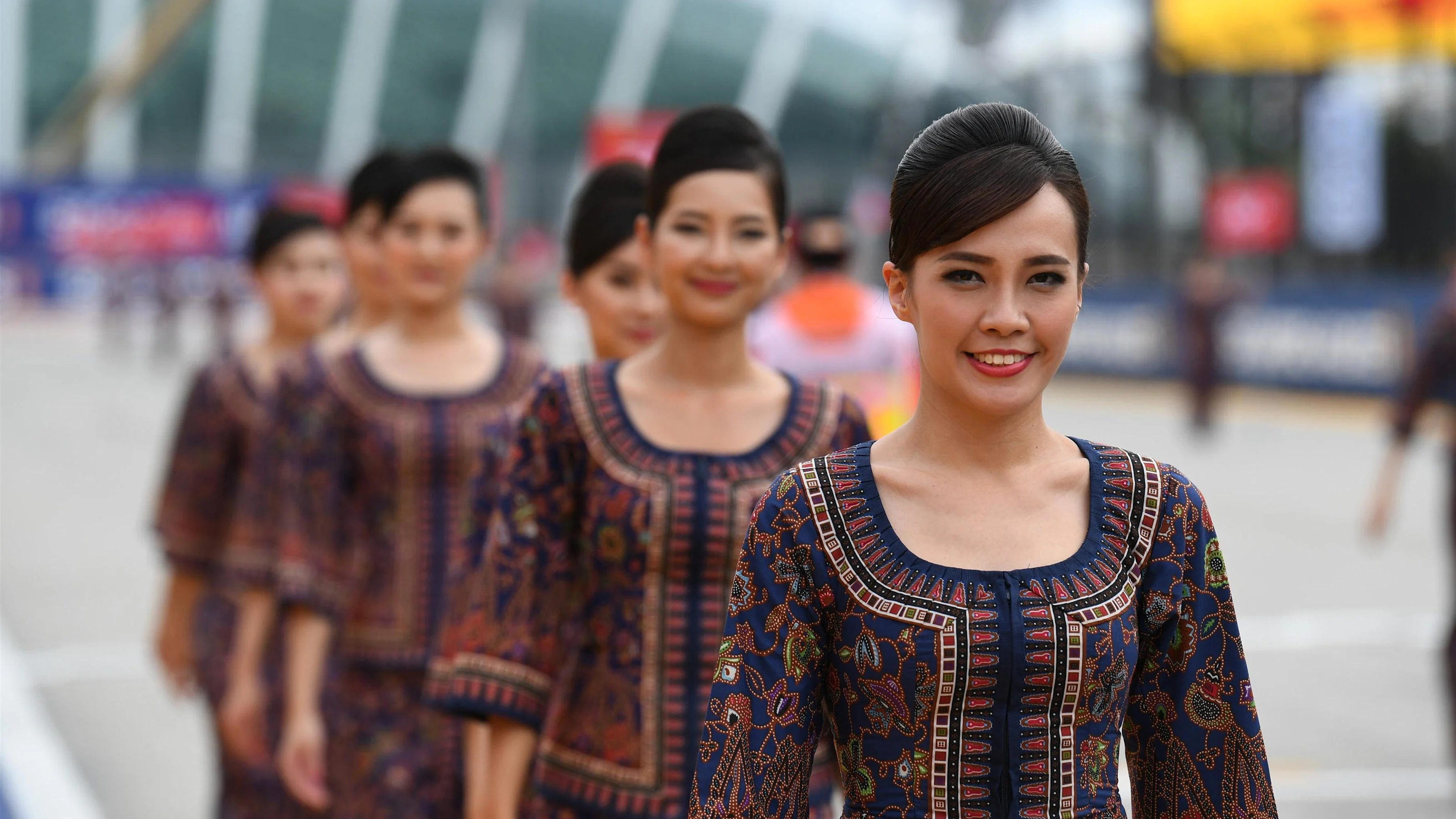 Grid girls at Formula One World Championship, Rd14, Singapore Grand Prix, Race, Marina Bay Street