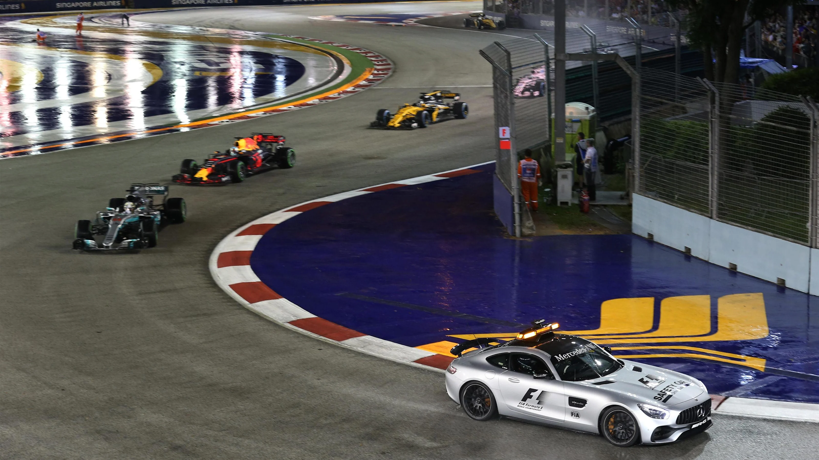 Safety car leads the field at Formula One World Championship, Rd14, Singapore Grand Prix, Race,