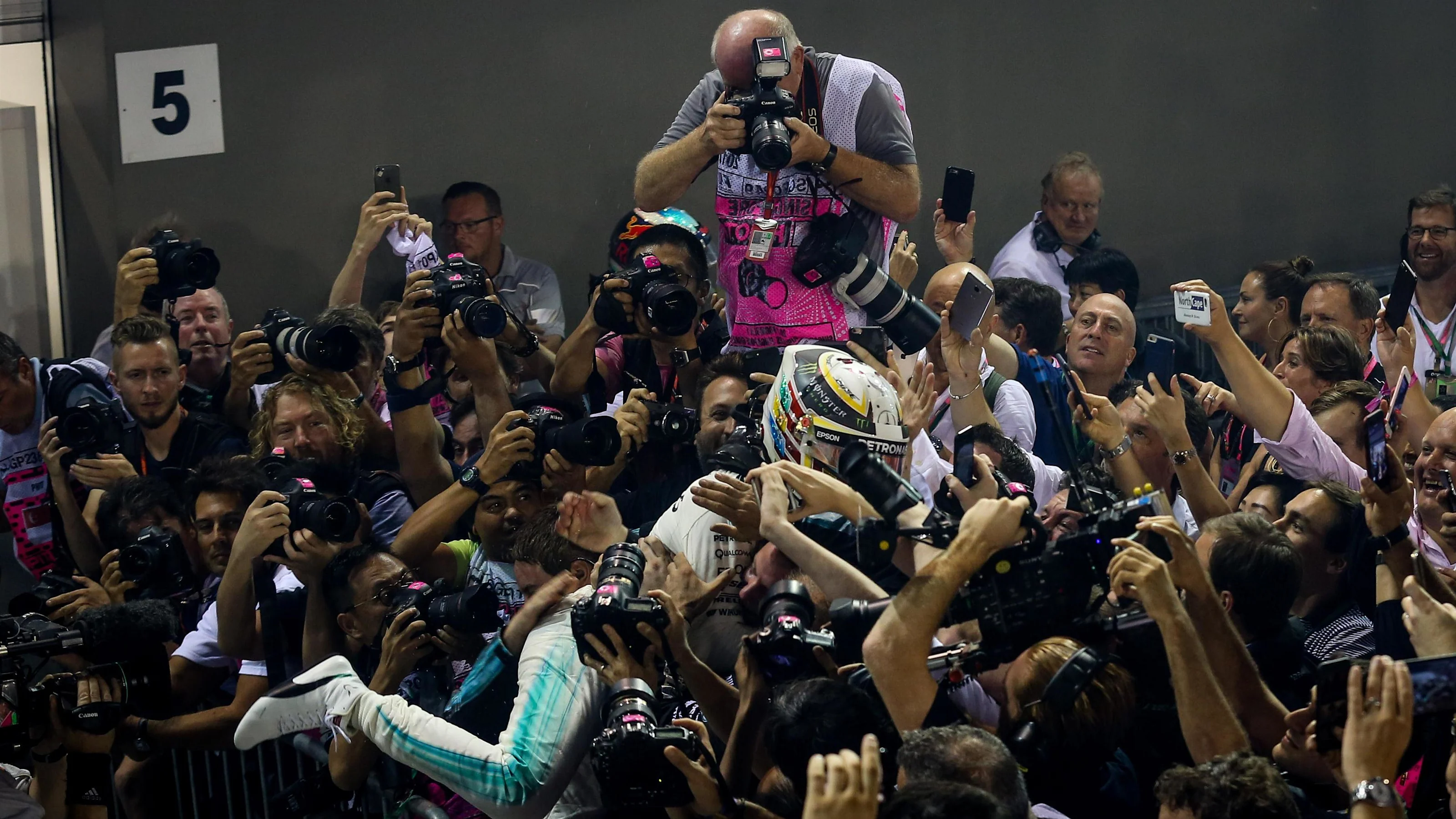 Race winner Lewis Hamilton (GBR) Mercedes AMG F1 celebrates in parc ferme at Formula One World