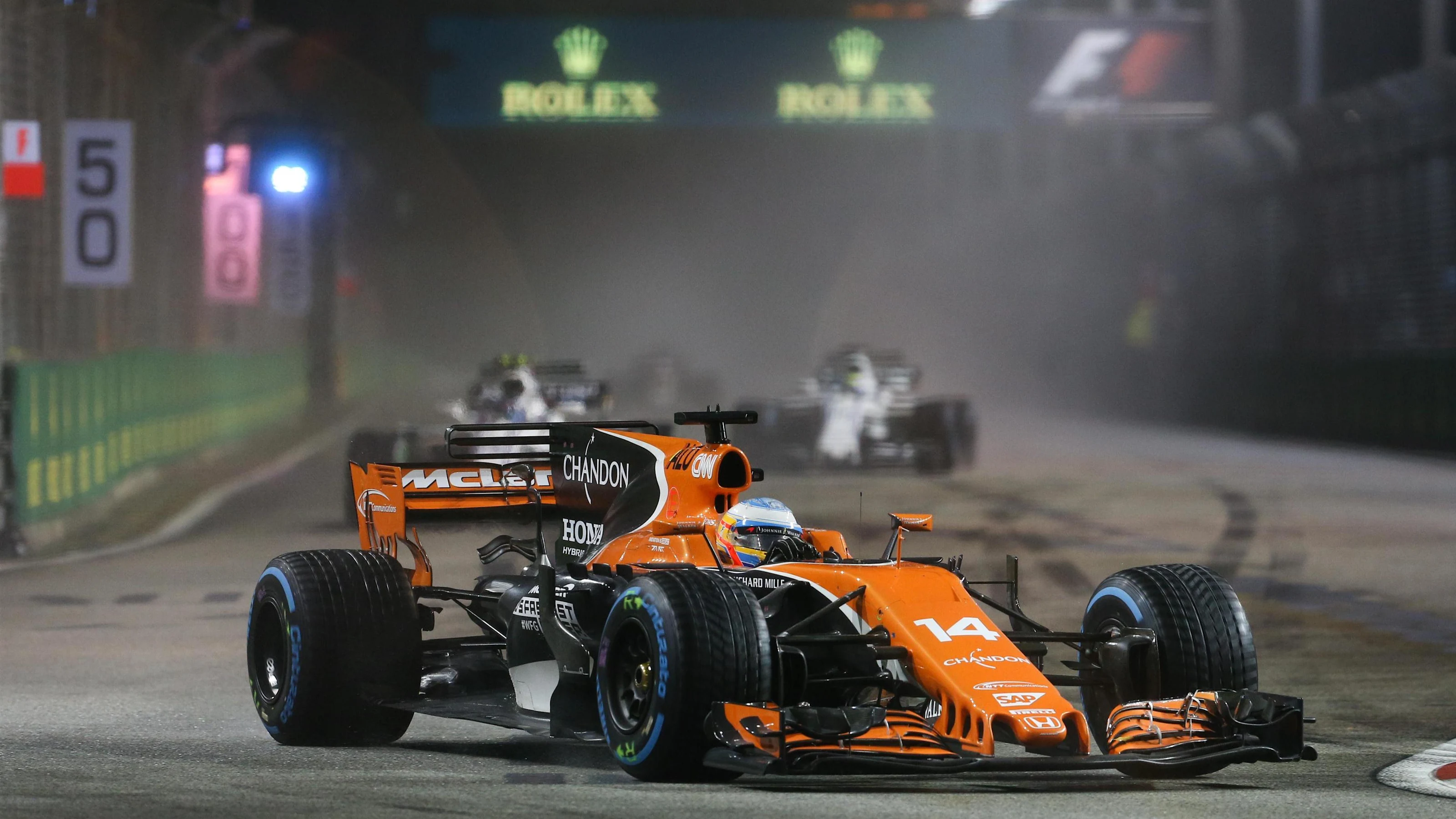 Fernando Alonso (ESP) McLaren MCL32 at Formula One World Championship, Rd14, Singapore Grand Prix,