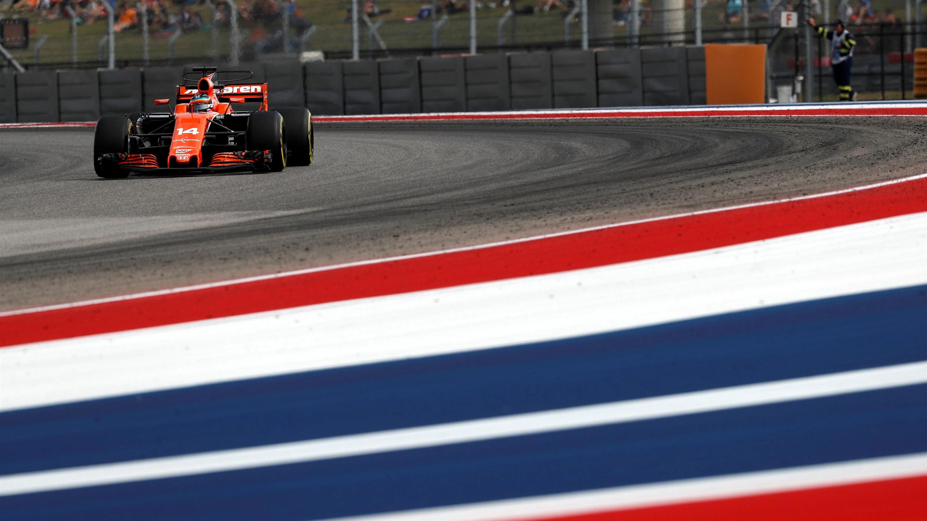 Fernando Alonso (ESP) McLaren MCL32 at Formula One World Championship, Rd17, United States Grand