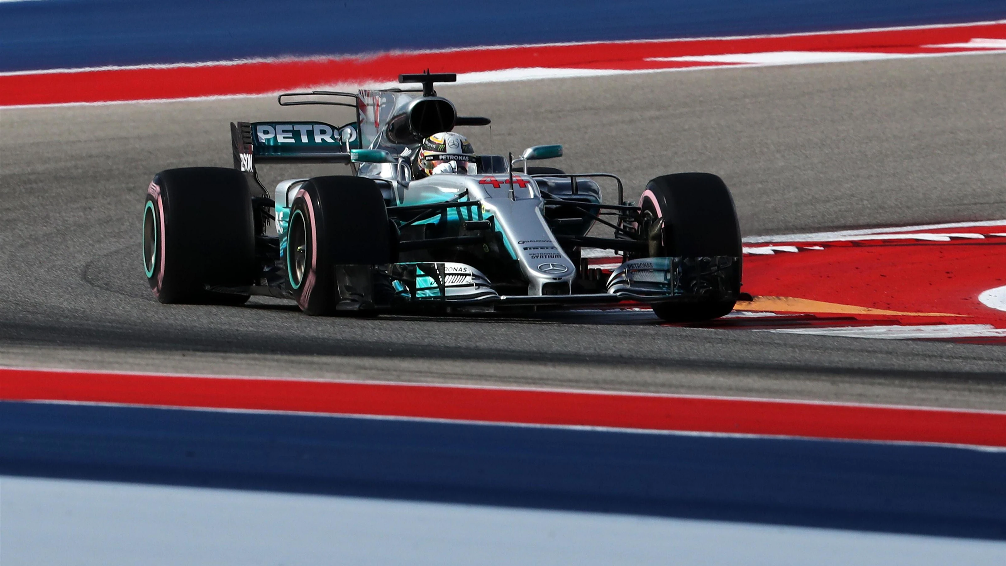 Lewis Hamilton (GBR) Mercedes-Benz F1 W08 Hybrid at Formula One World Championship, Rd17, United
