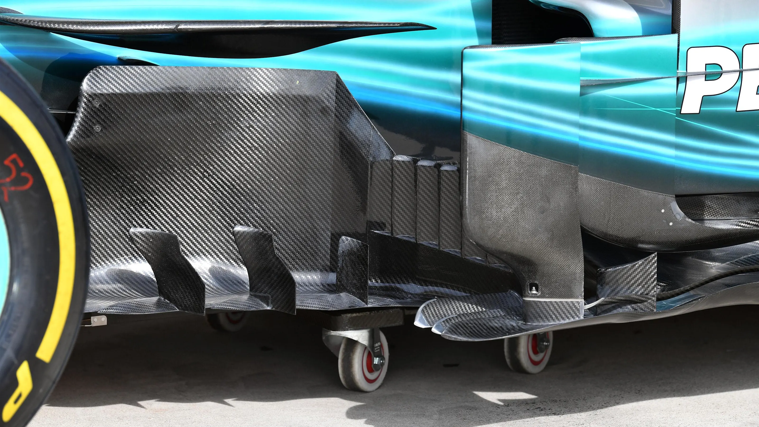 Mercedes-Benz F1 W08 Hybrid aero detail at Formula One World Championship, Rd17, United States