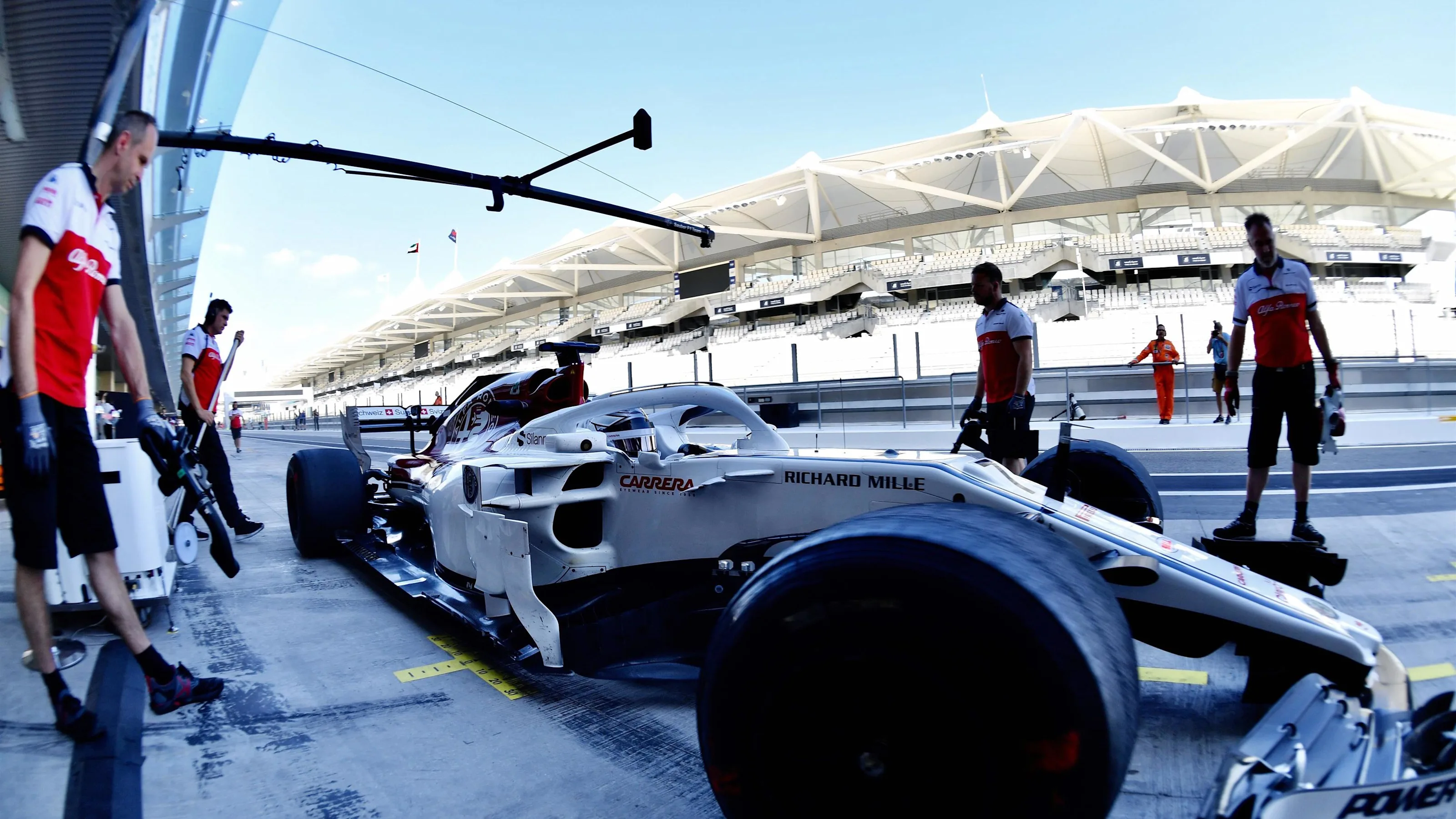 Kimi Raikkonen, Alfa Romeo Sauber C37 at Formula One Testing, Day One, Yas Marina Circuit, Abu