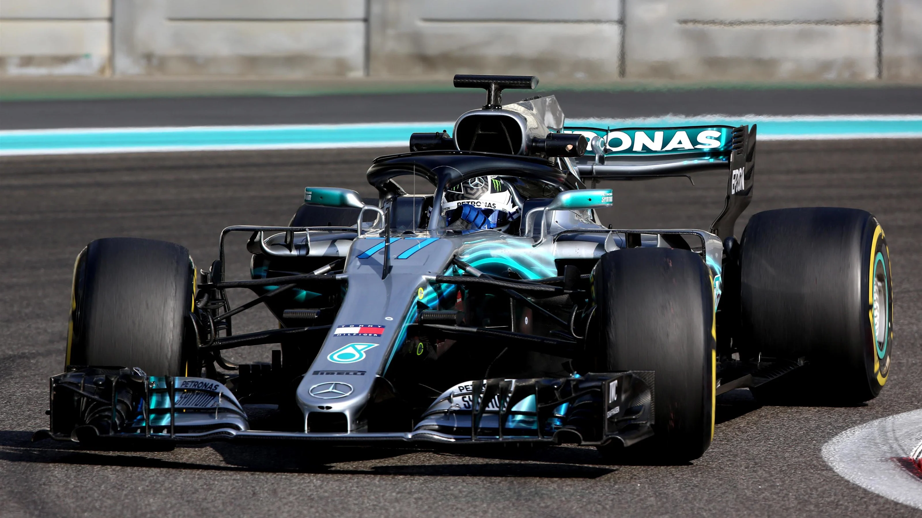 Valtteri Bottas, Mercedes-AMG F1 W09 EQ Power+ at Formula One Testing, Day Two, Yas Marina Circuit,